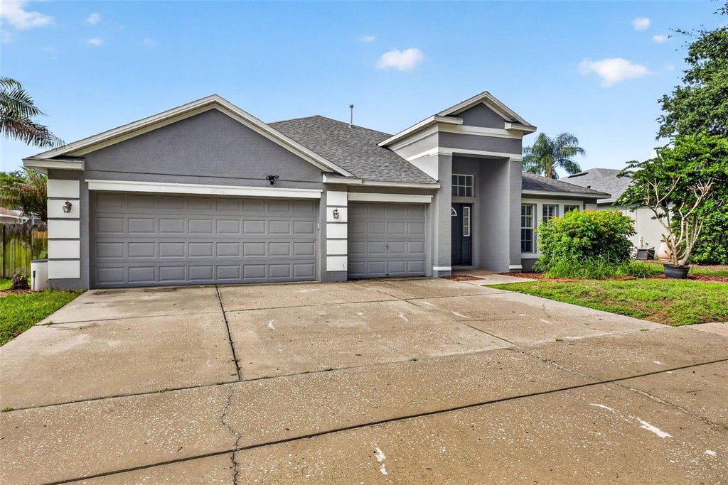 Photo of 2605 Valencia Grove Drive, Valrico, FL 33596 (MLS # TB8536040)