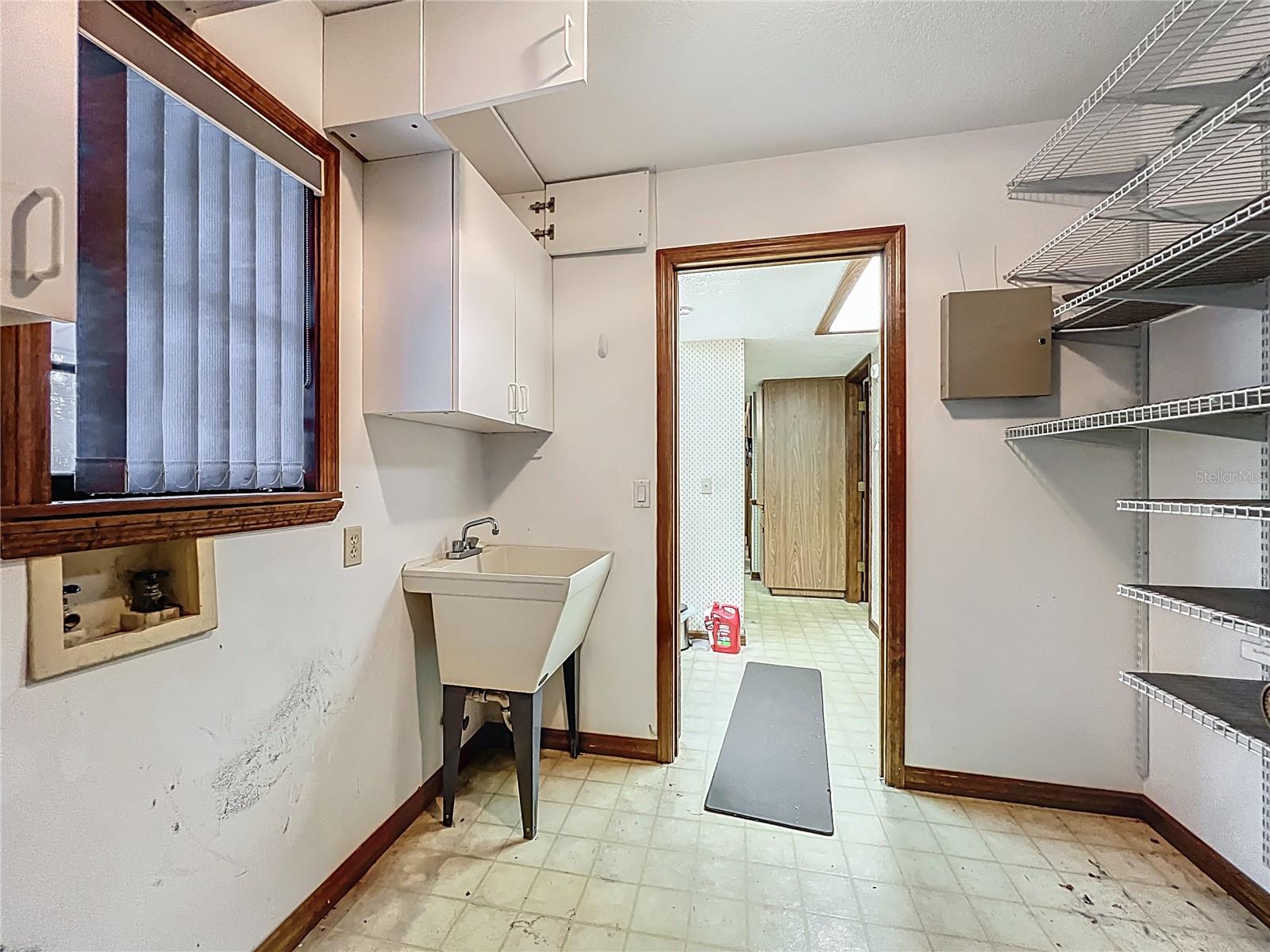 MOUNT PLYMOUTH - Residential