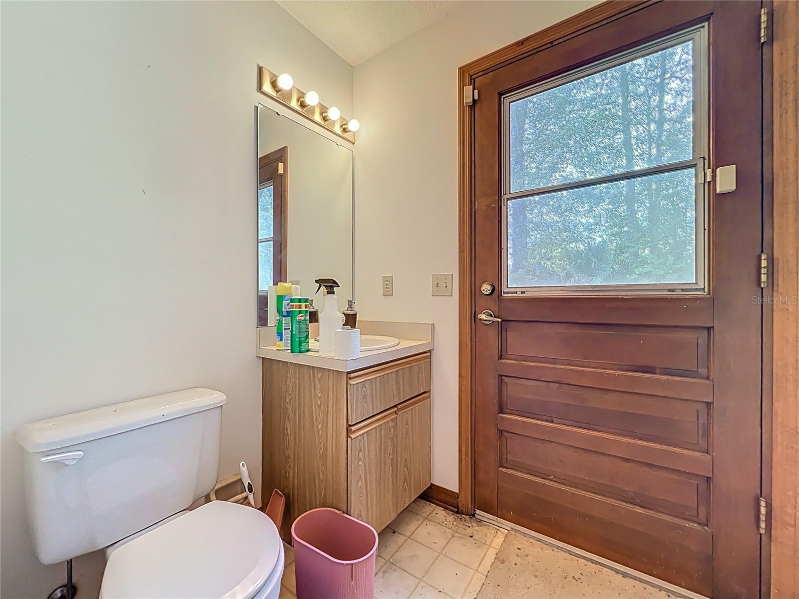 MOUNT PLYMOUTH - Residential