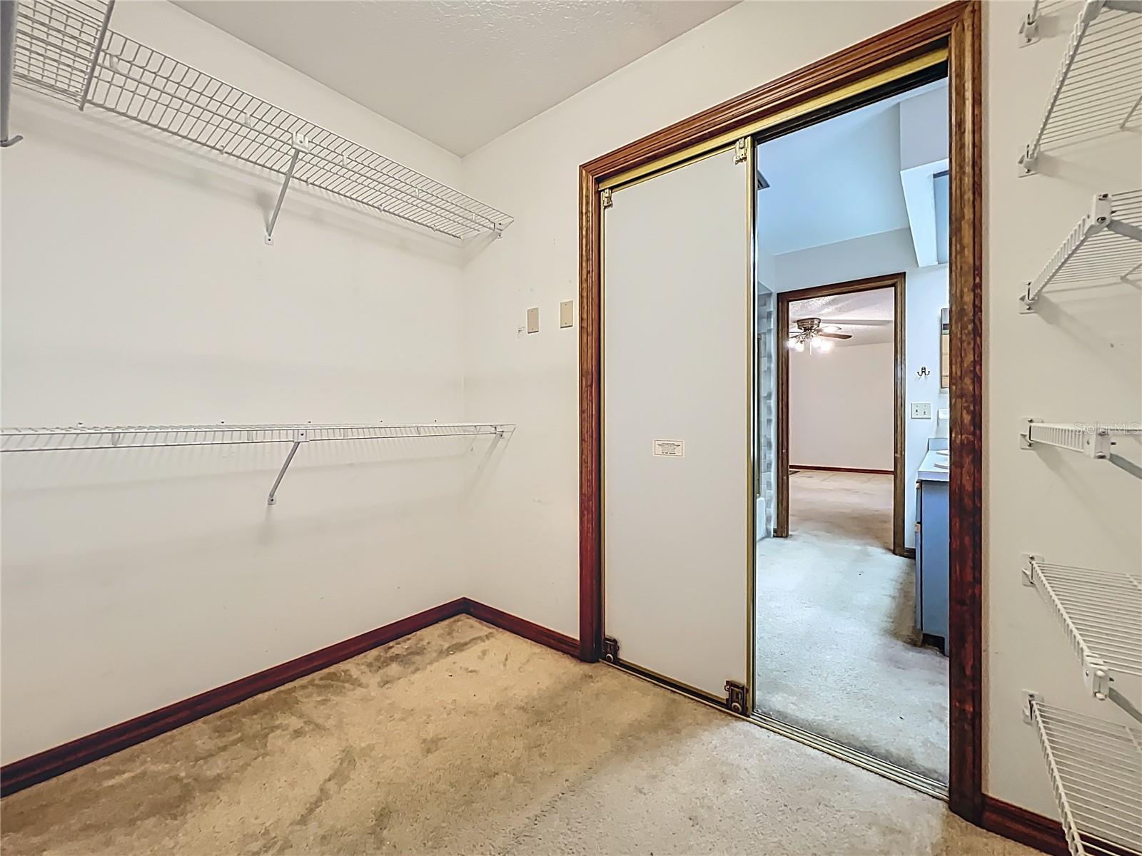 MOUNT PLYMOUTH - Residential