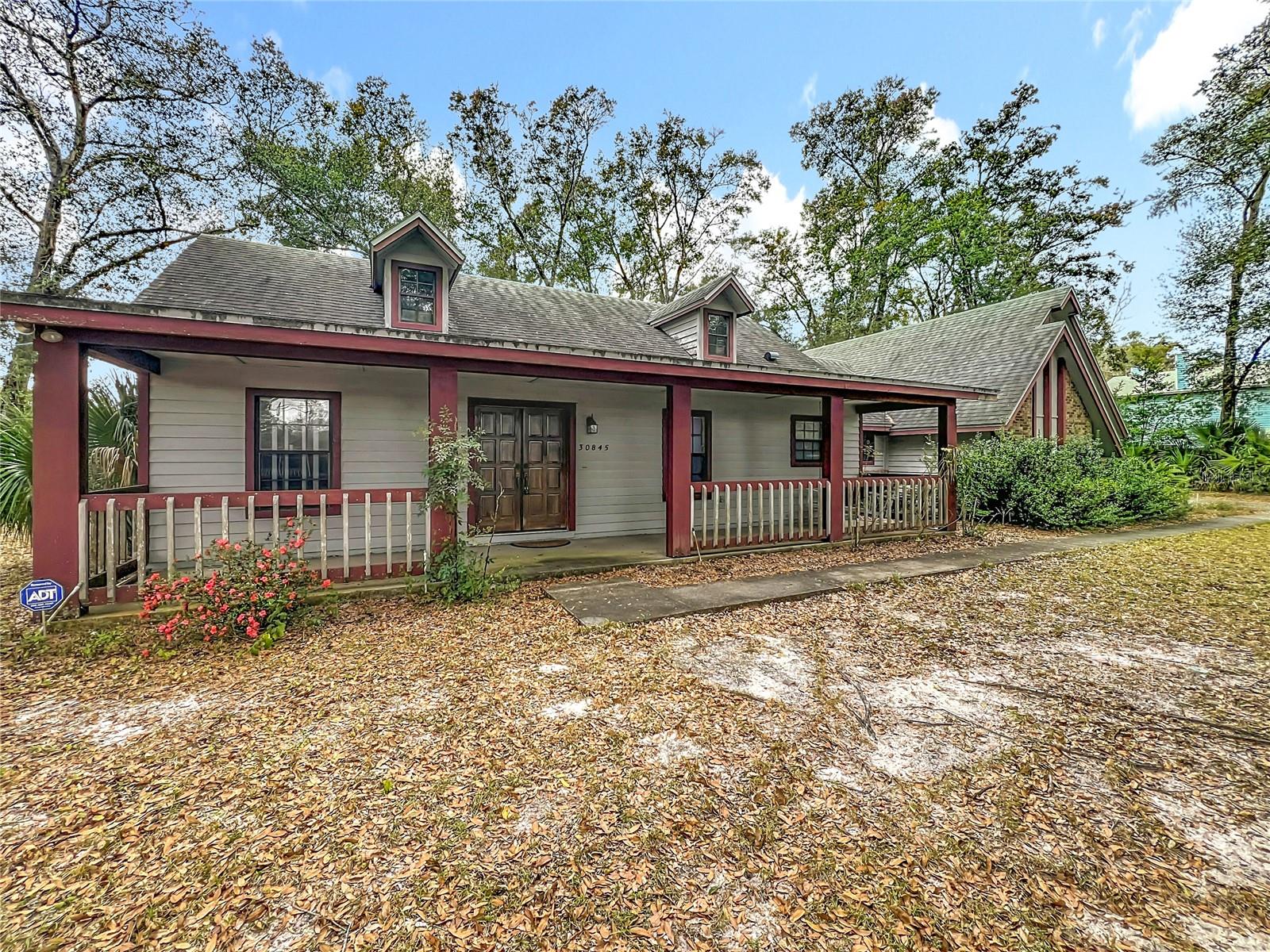 MOUNT PLYMOUTH - Residential