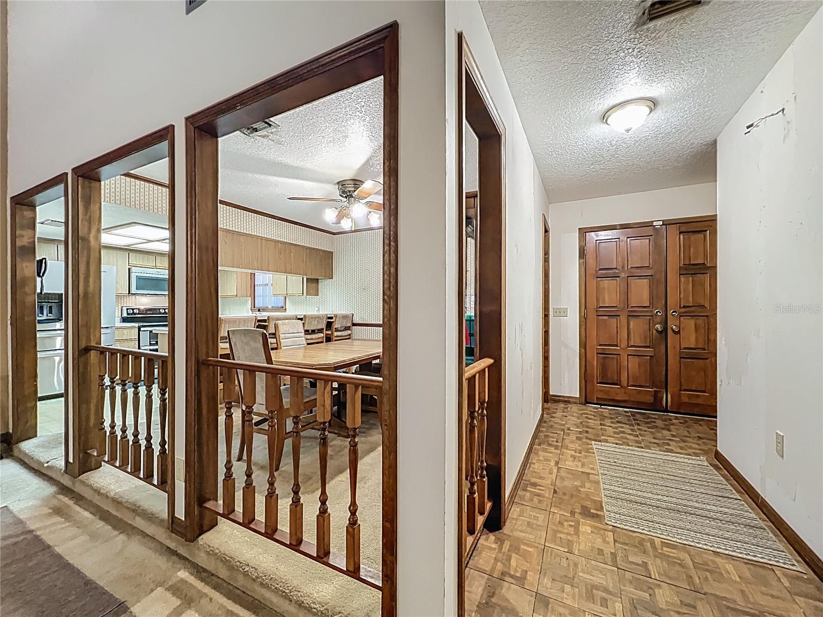 MOUNT PLYMOUTH - Residential