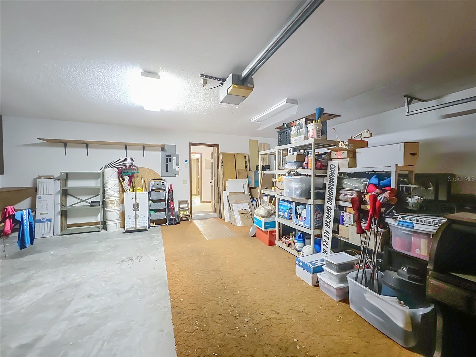 MOUNT PLYMOUTH - Residential