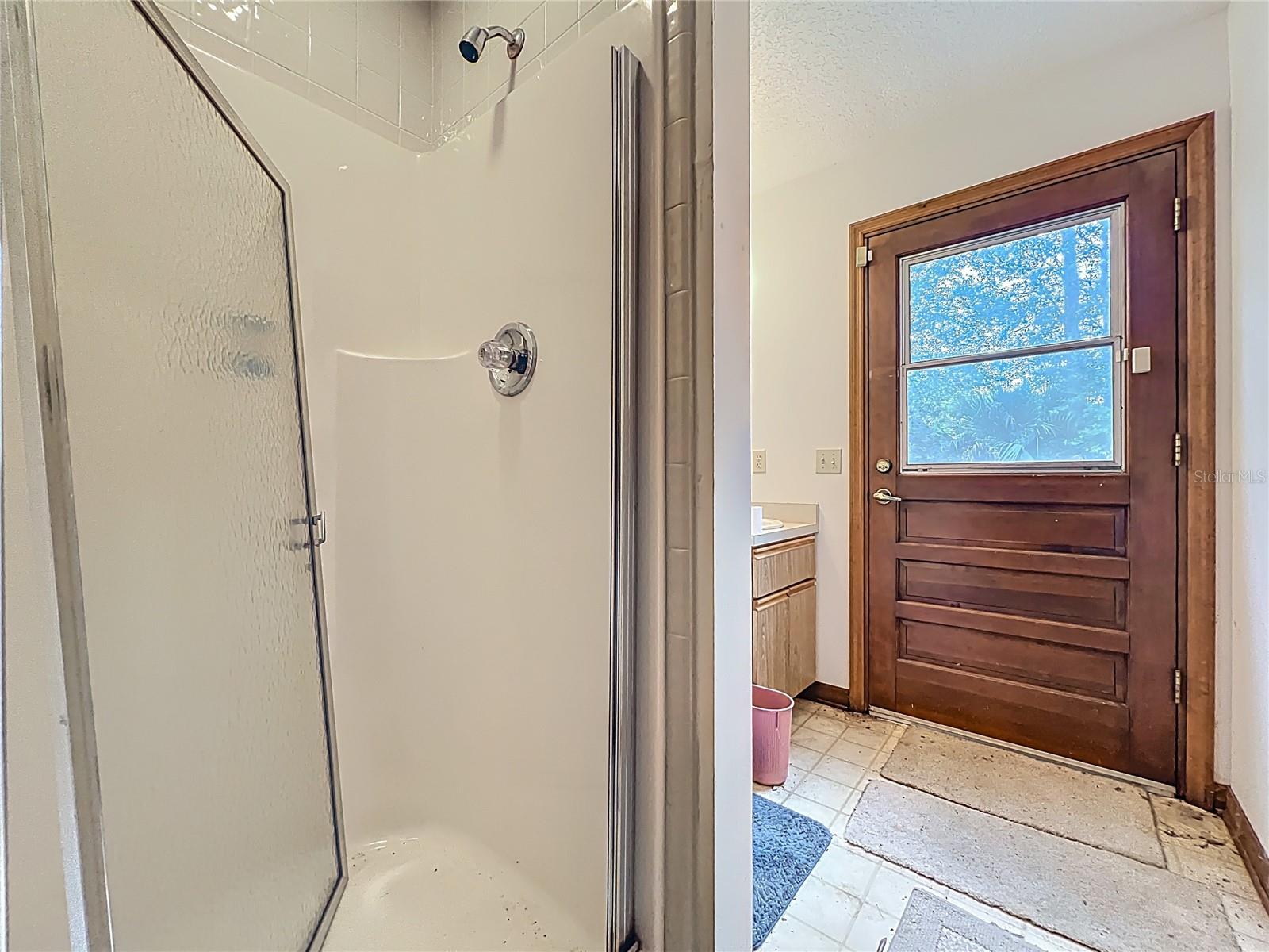 MOUNT PLYMOUTH - Residential