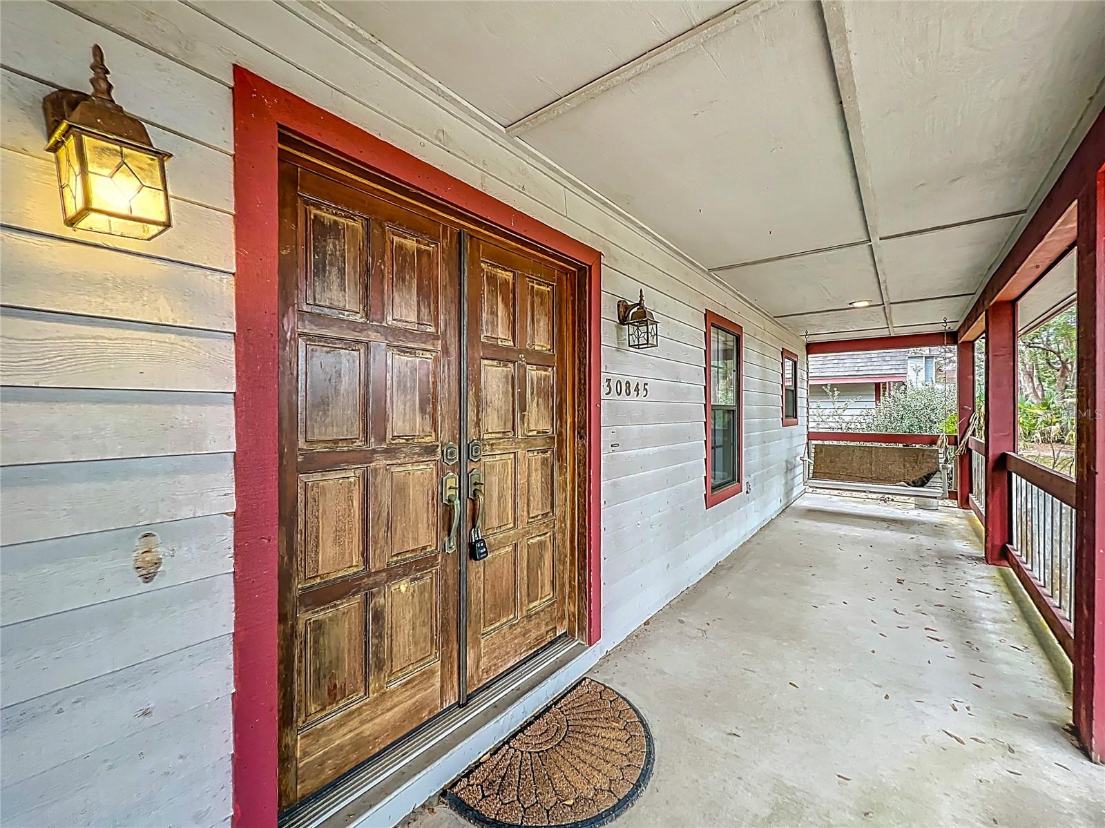 MOUNT PLYMOUTH - Residential