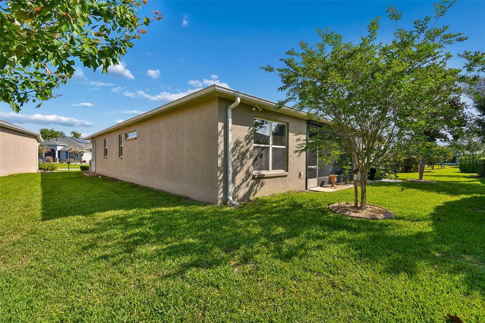 ARLINGTON RIDGE - Residential