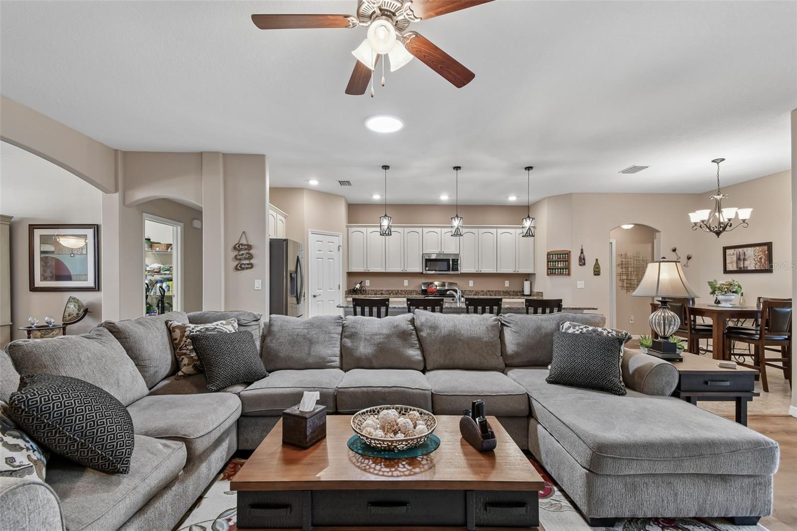ARLINGTON RIDGE - Residential