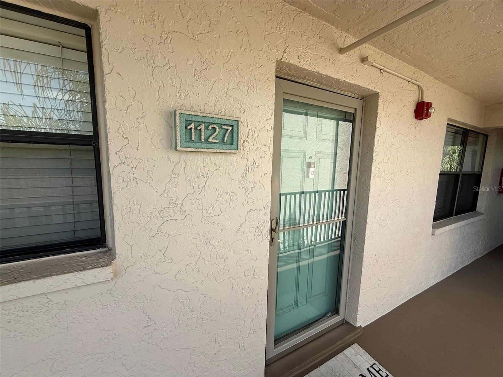 Photo 1 of 29 — 175 KINGS HIGHWAY Unit 1127, PUNTA GORDA, FL 33983