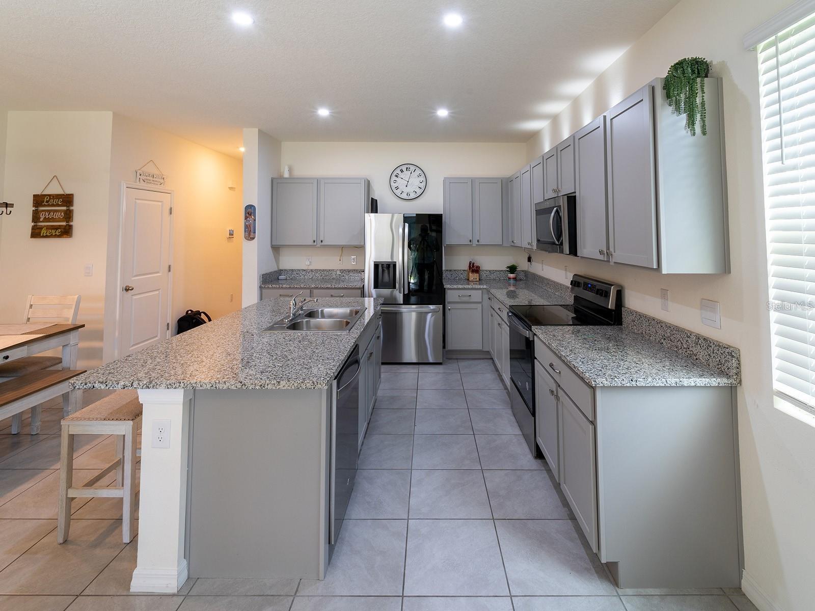 ASHBERRY VILLAGE PH 1 - Residential Lease