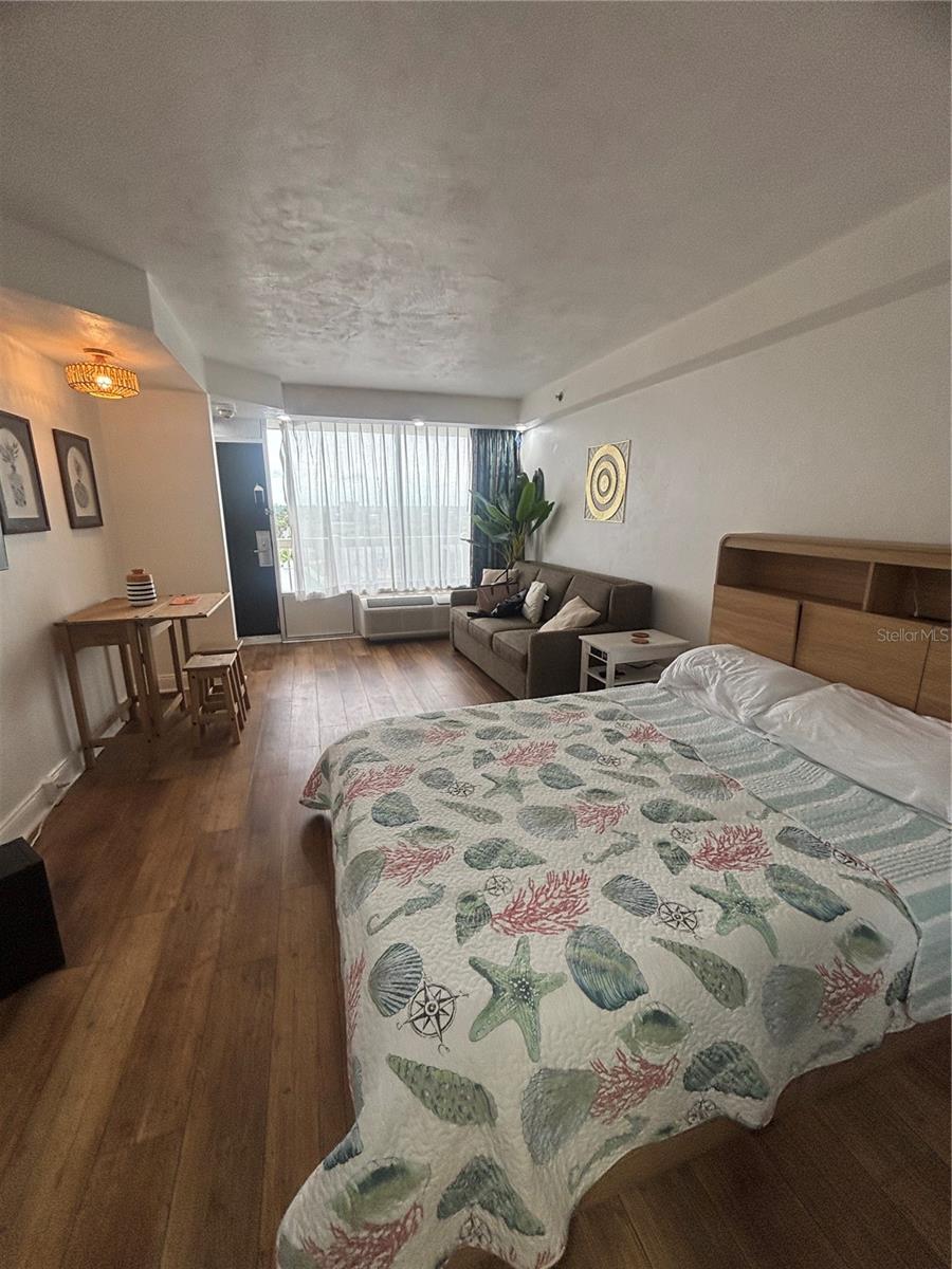 DAYTONA BEACH RESORT & CONFER - Residential