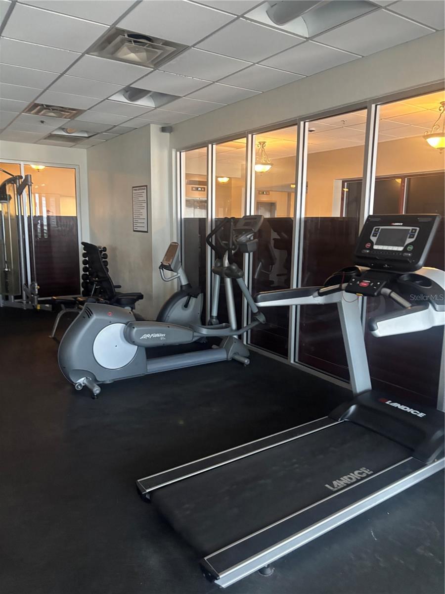 DAYTONA BEACH RESORT & CONFER - Residential