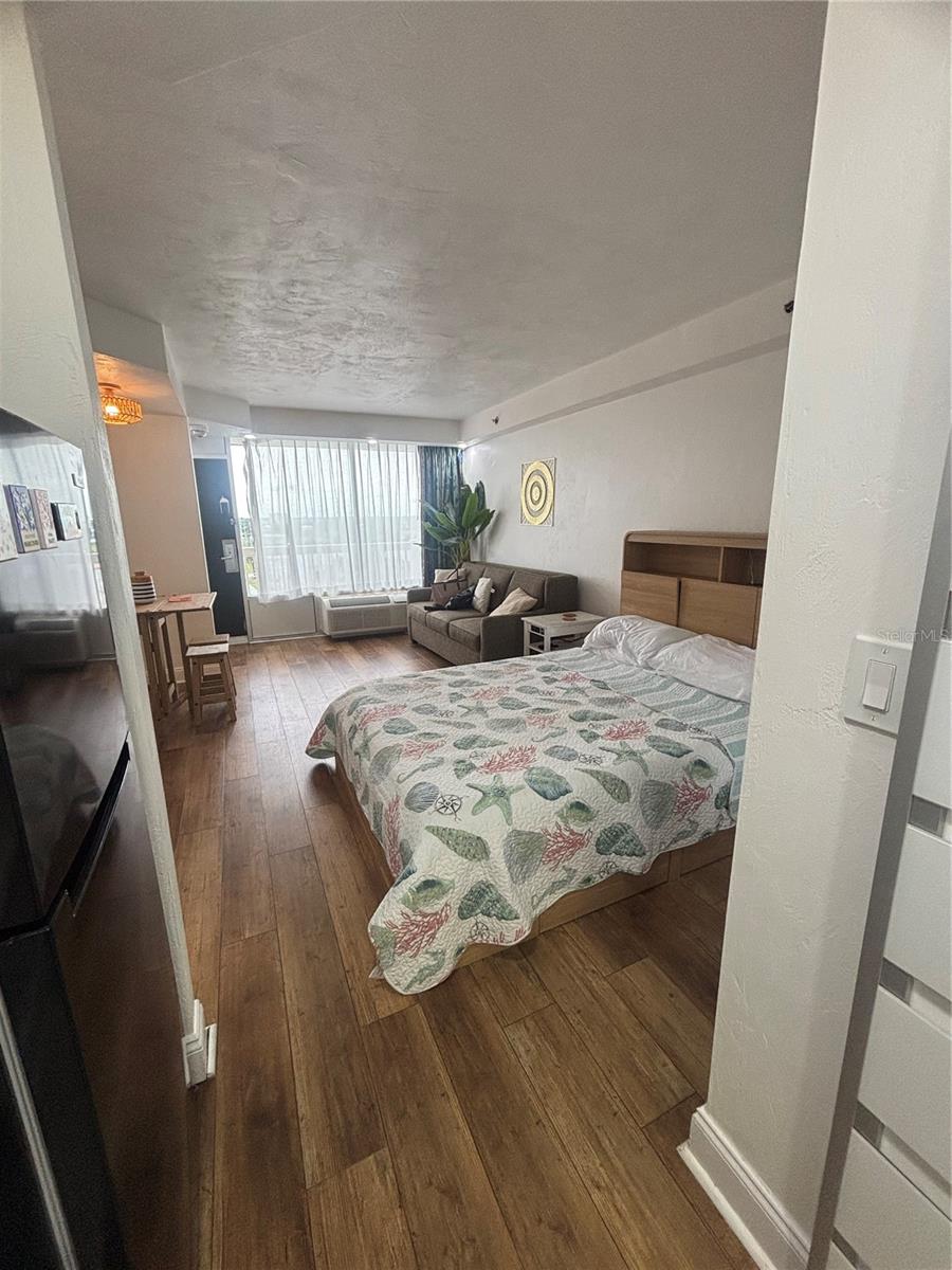 DAYTONA BEACH RESORT & CONFER - Residential