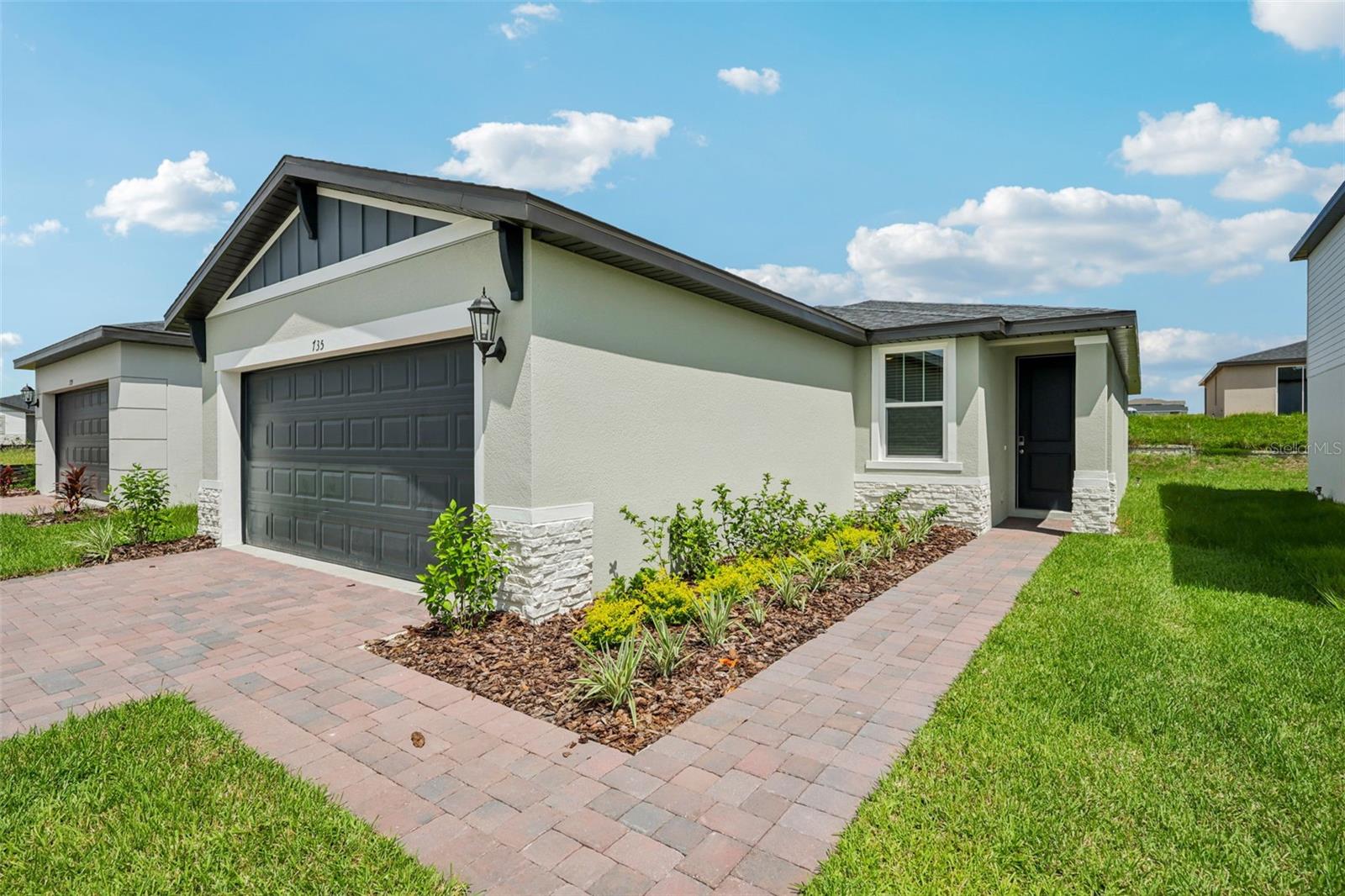 735 TRAILHEAD POINT DRIVE