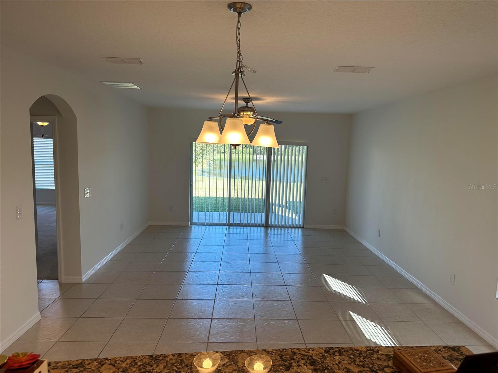 10774 CABBAGE TREE LOOP