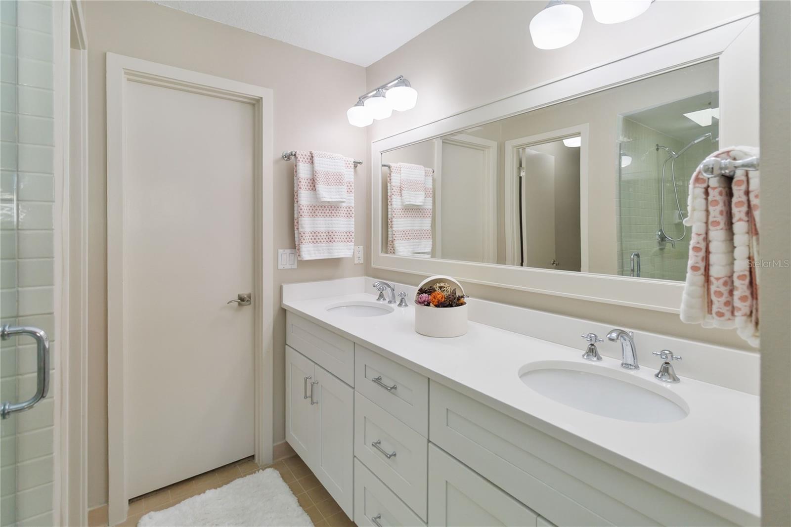 SUN BAY CLUB CONDO - Residential