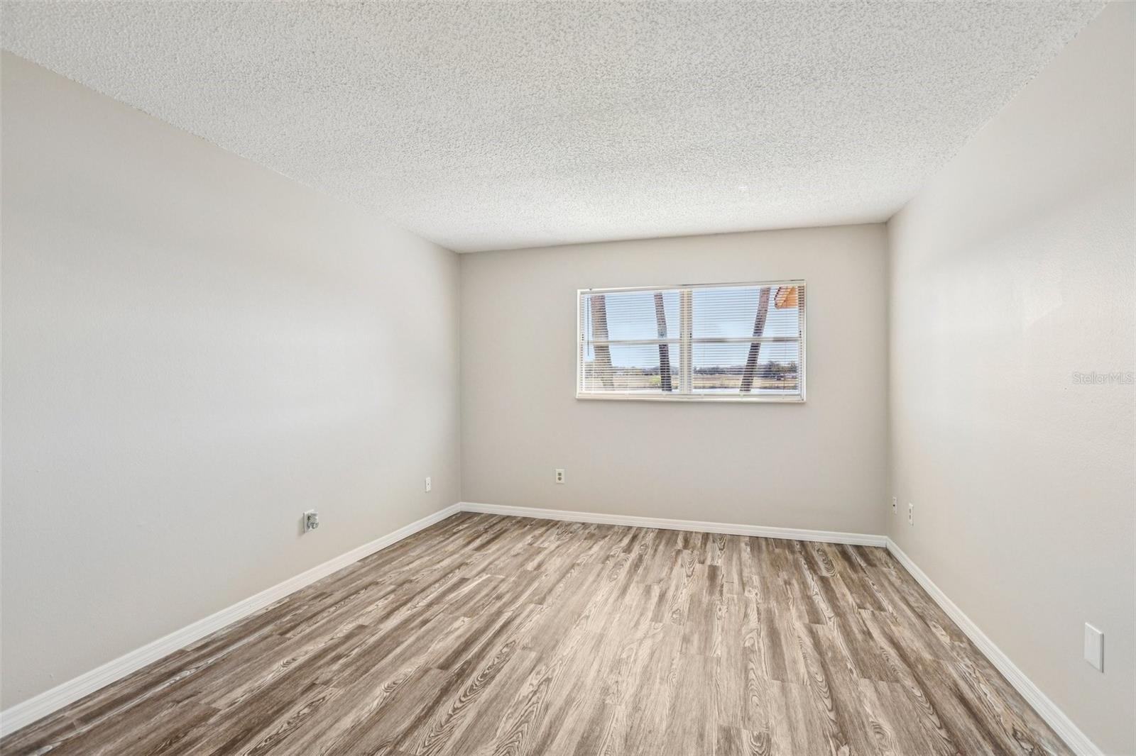 TIMBER OAKS FAIRWAY VILLAS CONDO - Residential