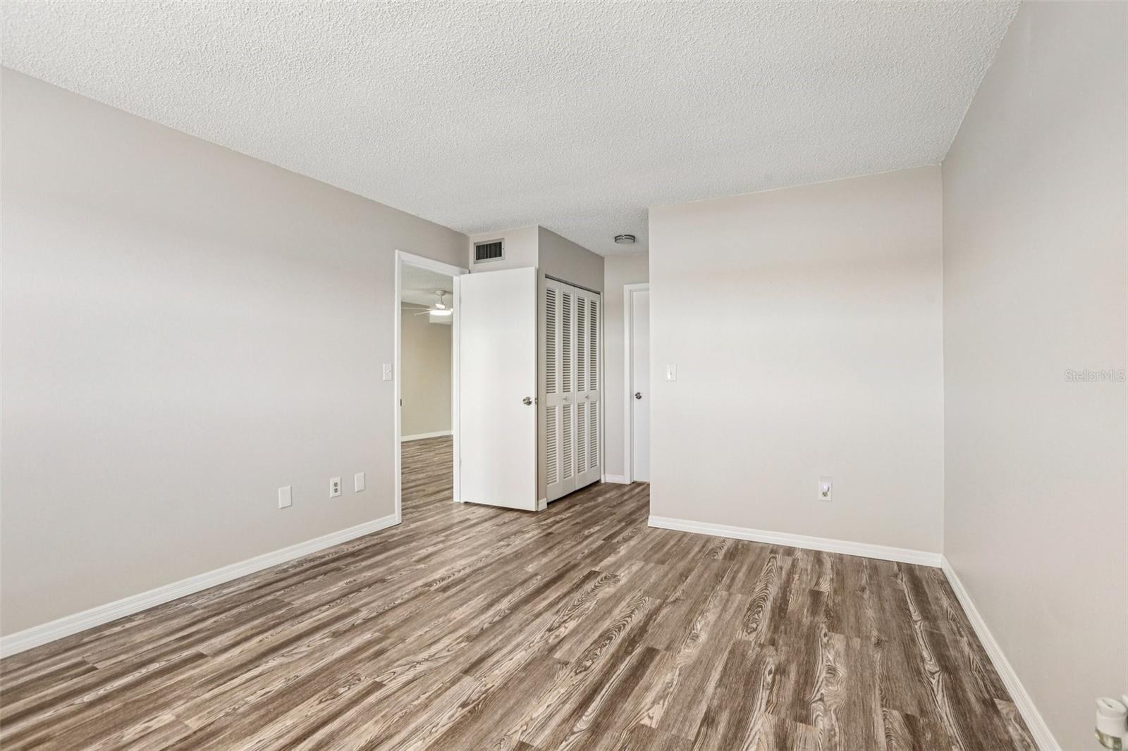 TIMBER OAKS FAIRWAY VILLAS CONDO - Residential