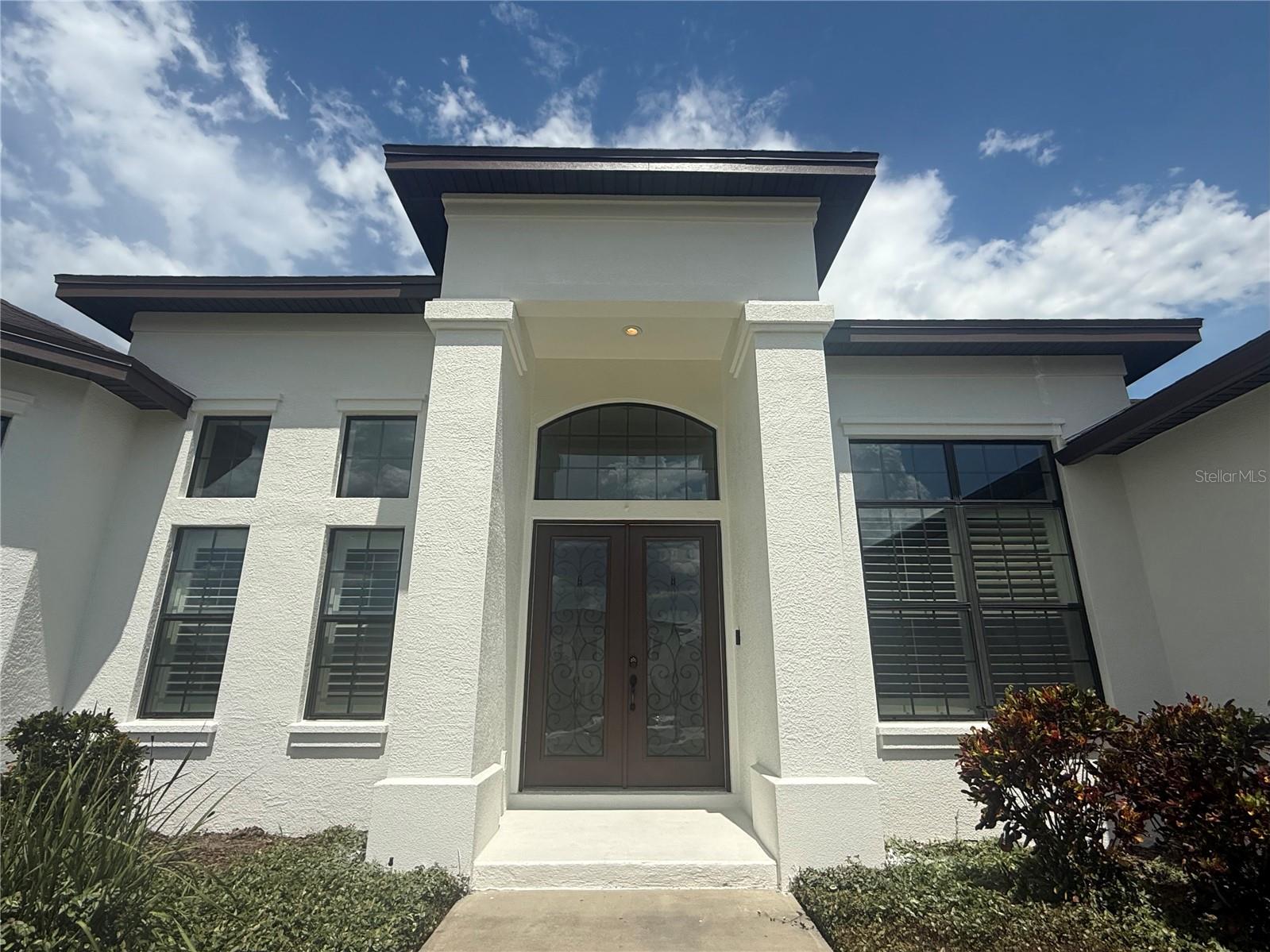 5074 SHORE SIDE DR