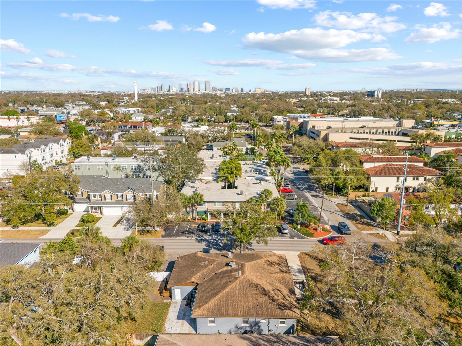 AZEELE PARK - Residential