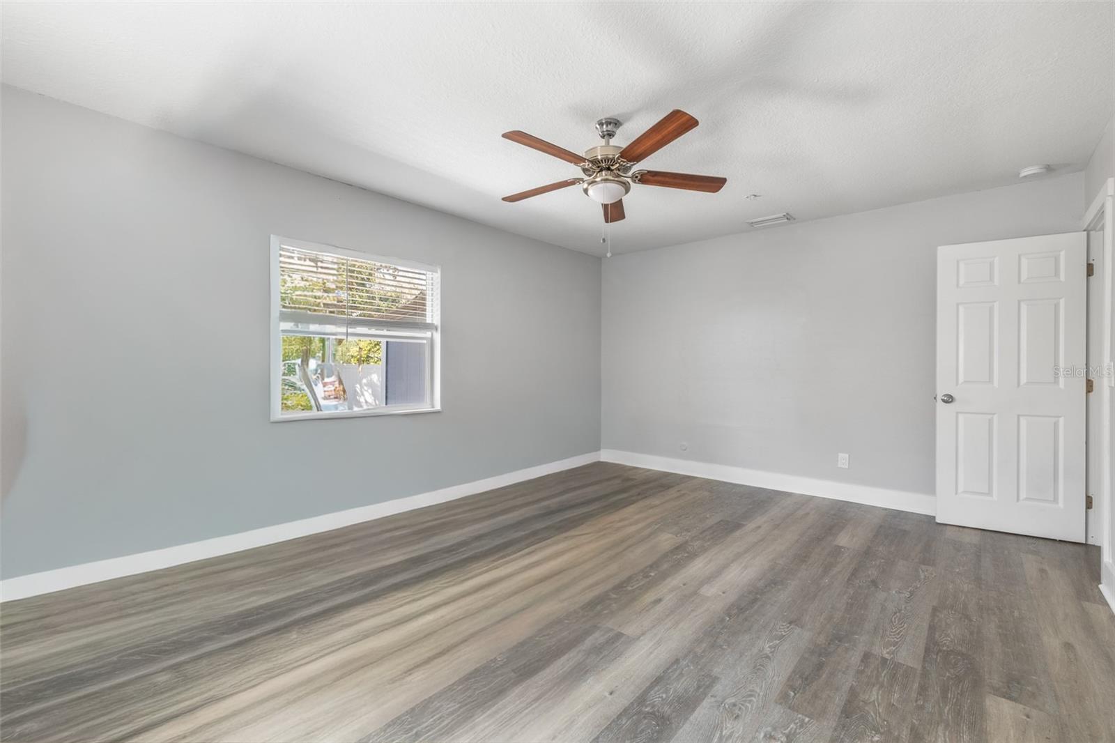 AZEELE PARK - Residential