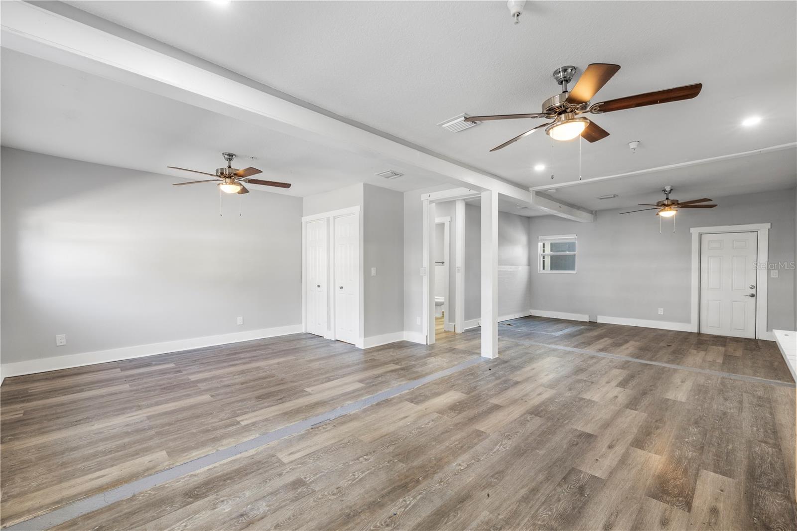 AZEELE PARK - Residential