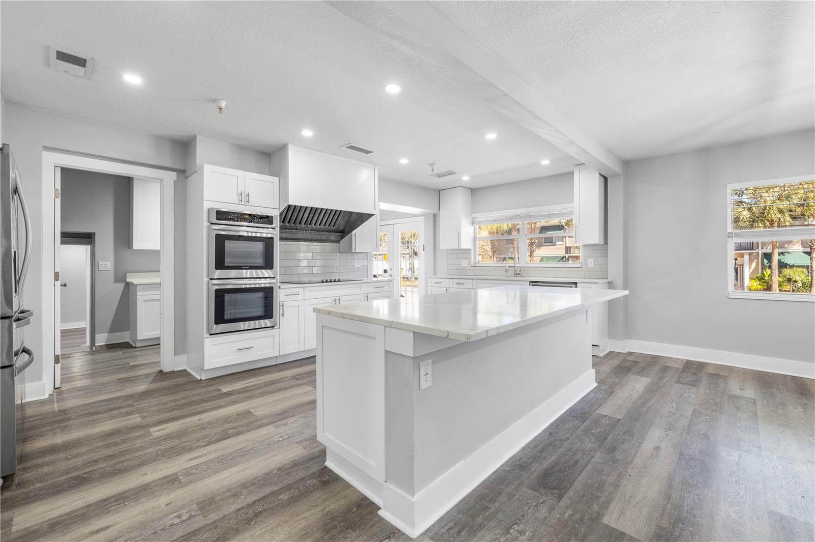 AZEELE PARK - Residential