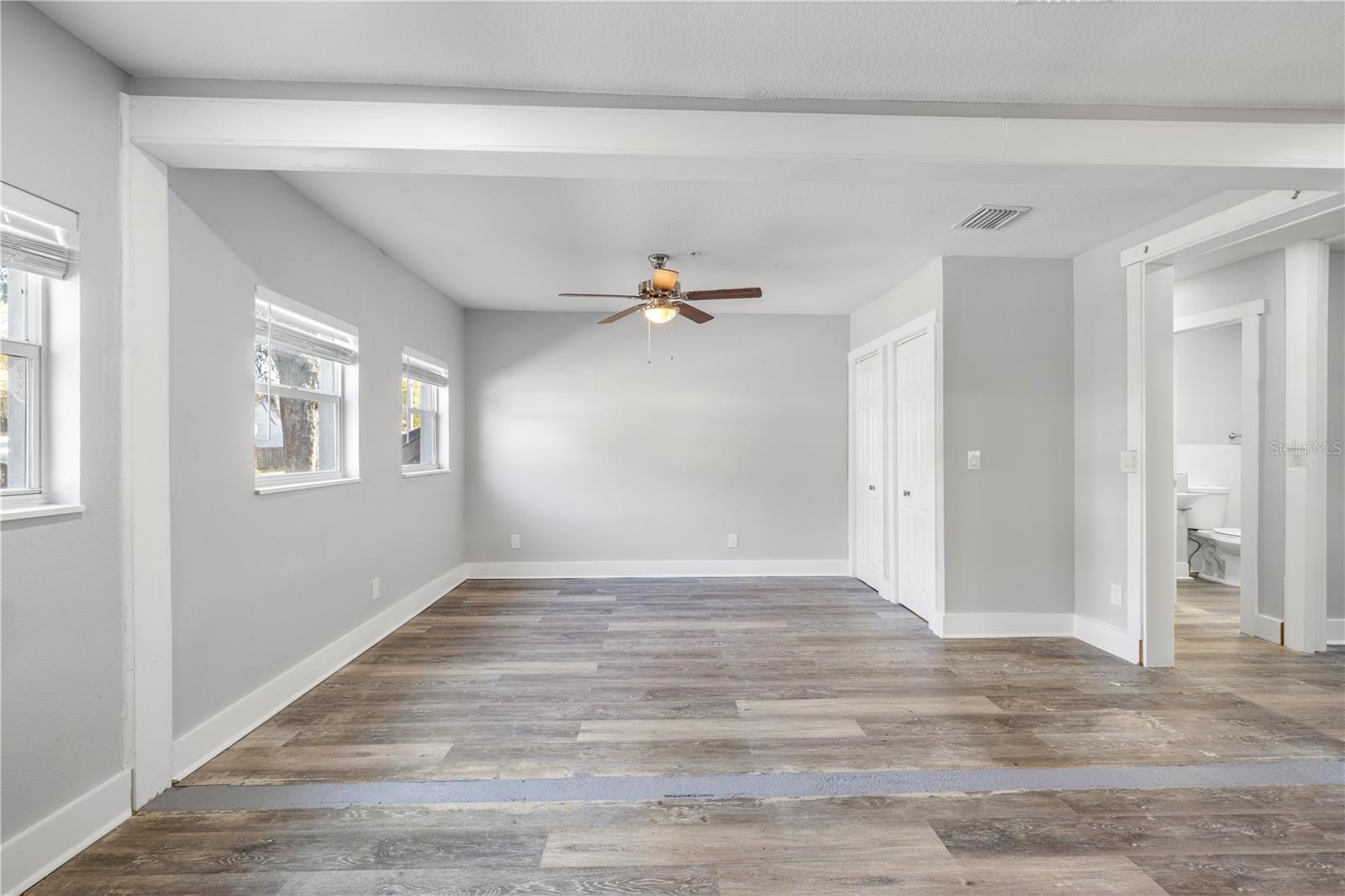 AZEELE PARK - Residential