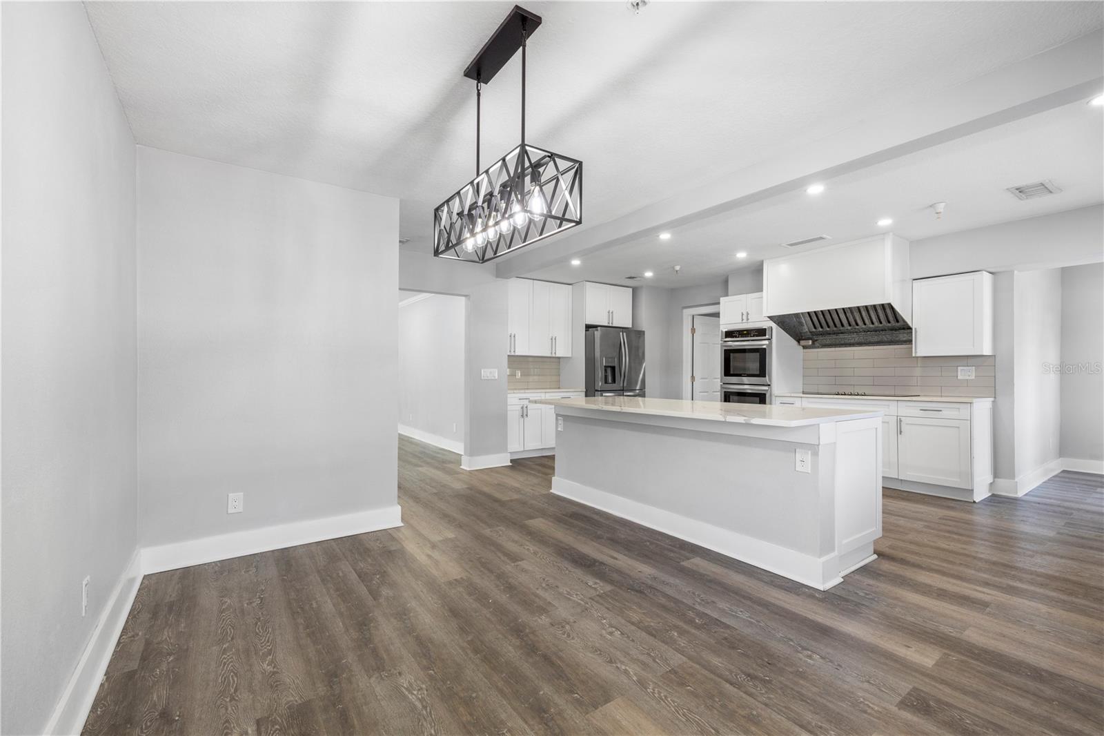 AZEELE PARK - Residential