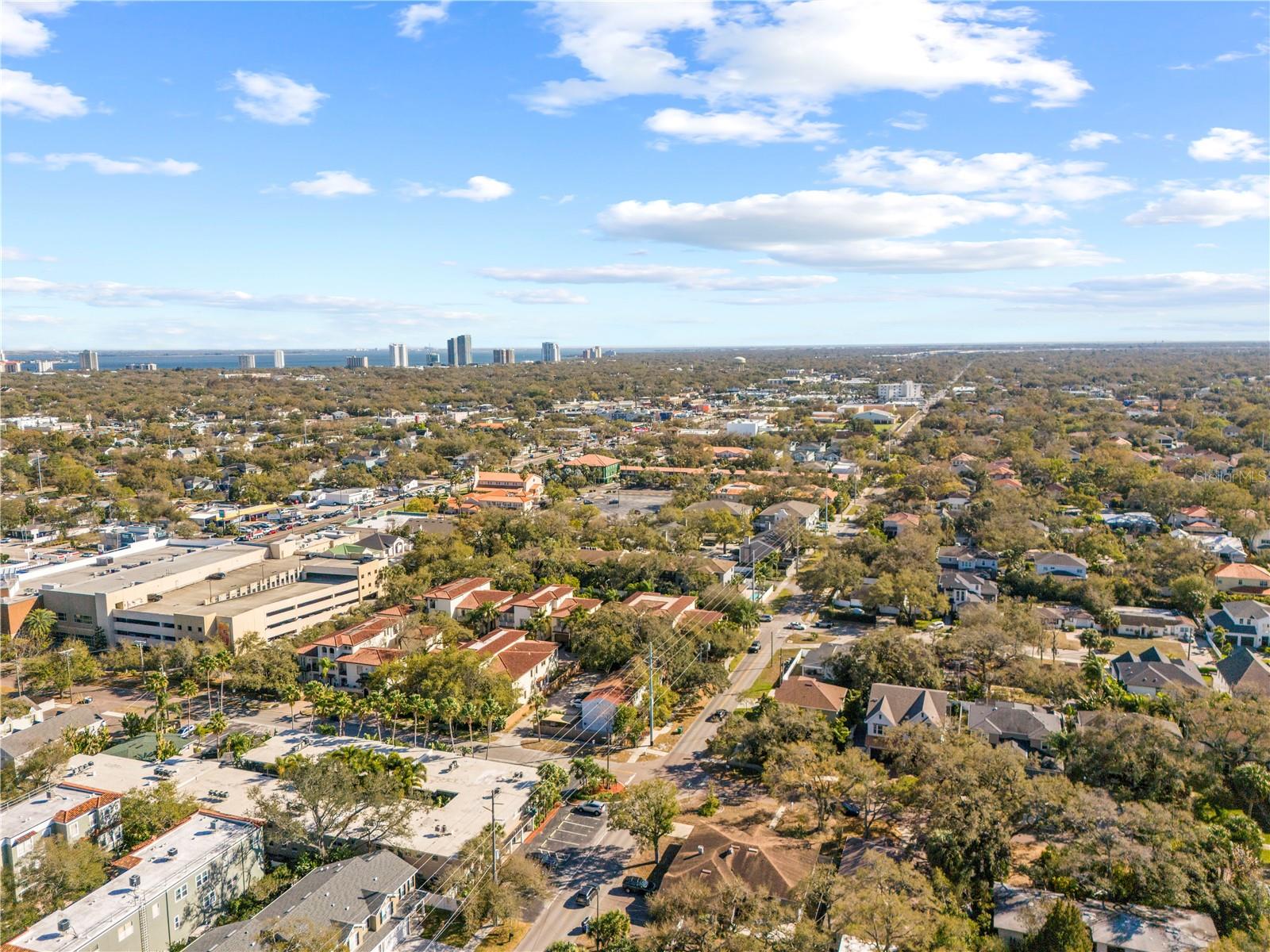 AZEELE PARK - Residential