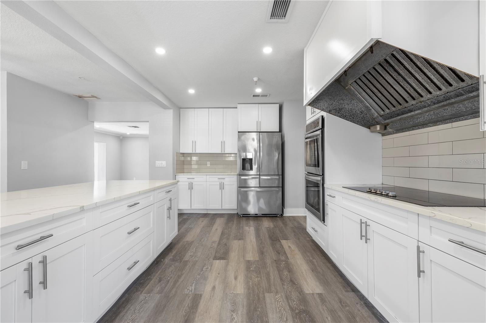 AZEELE PARK - Residential