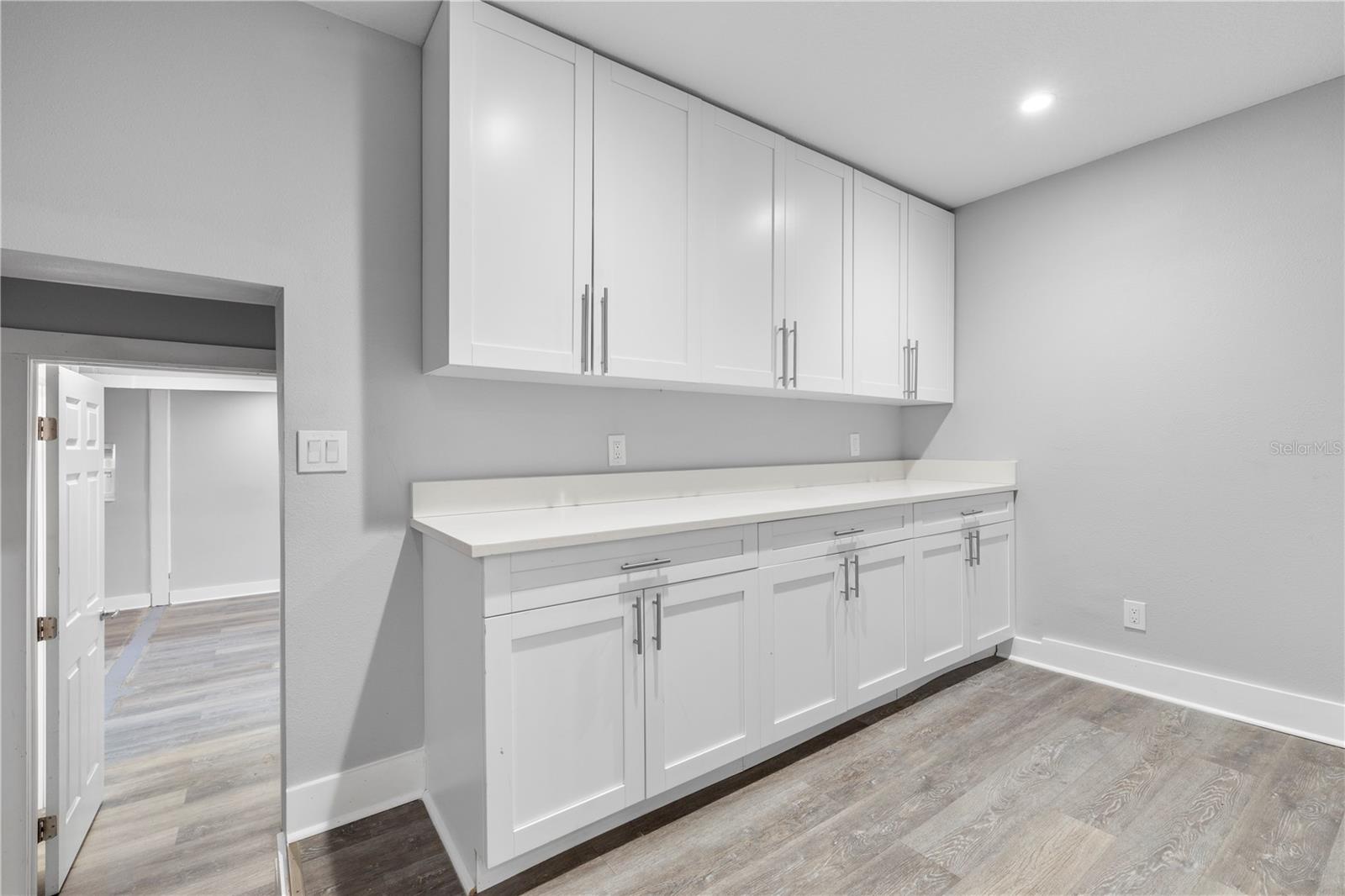 AZEELE PARK - Residential