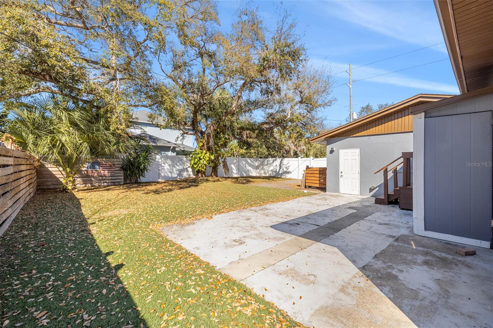 AZEELE PARK - Residential