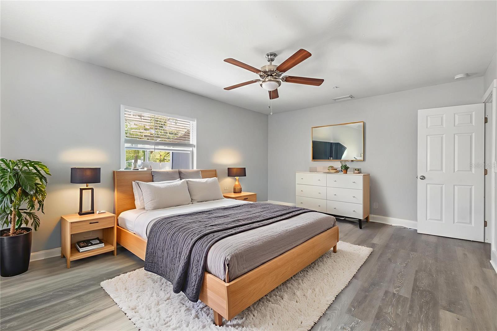 AZEELE PARK - Residential