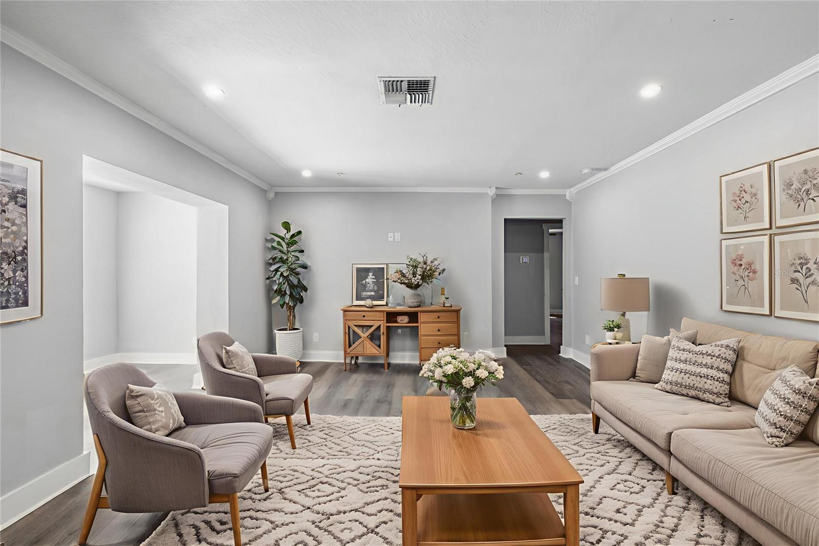 AZEELE PARK - Residential