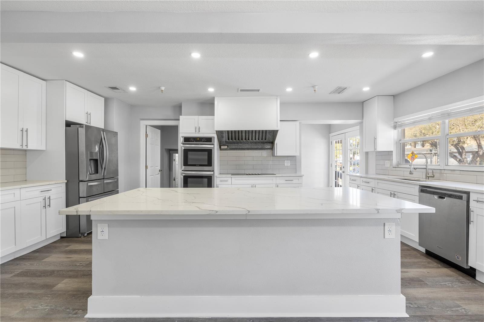 AZEELE PARK - Residential