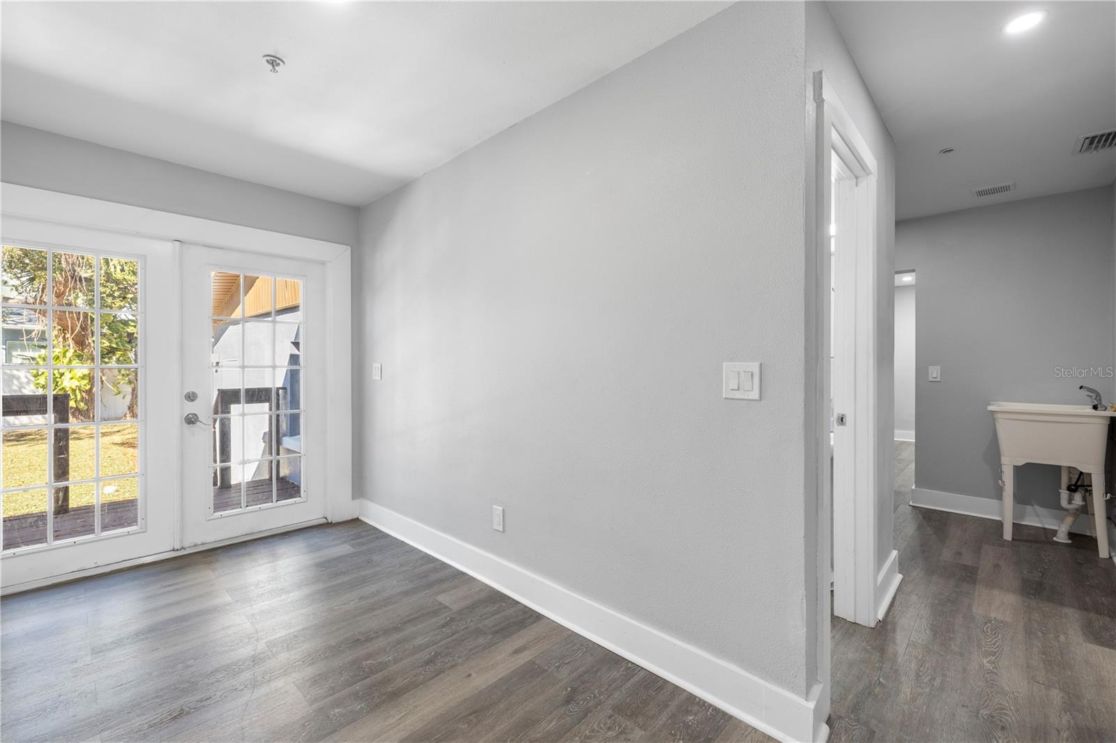 AZEELE PARK - Residential