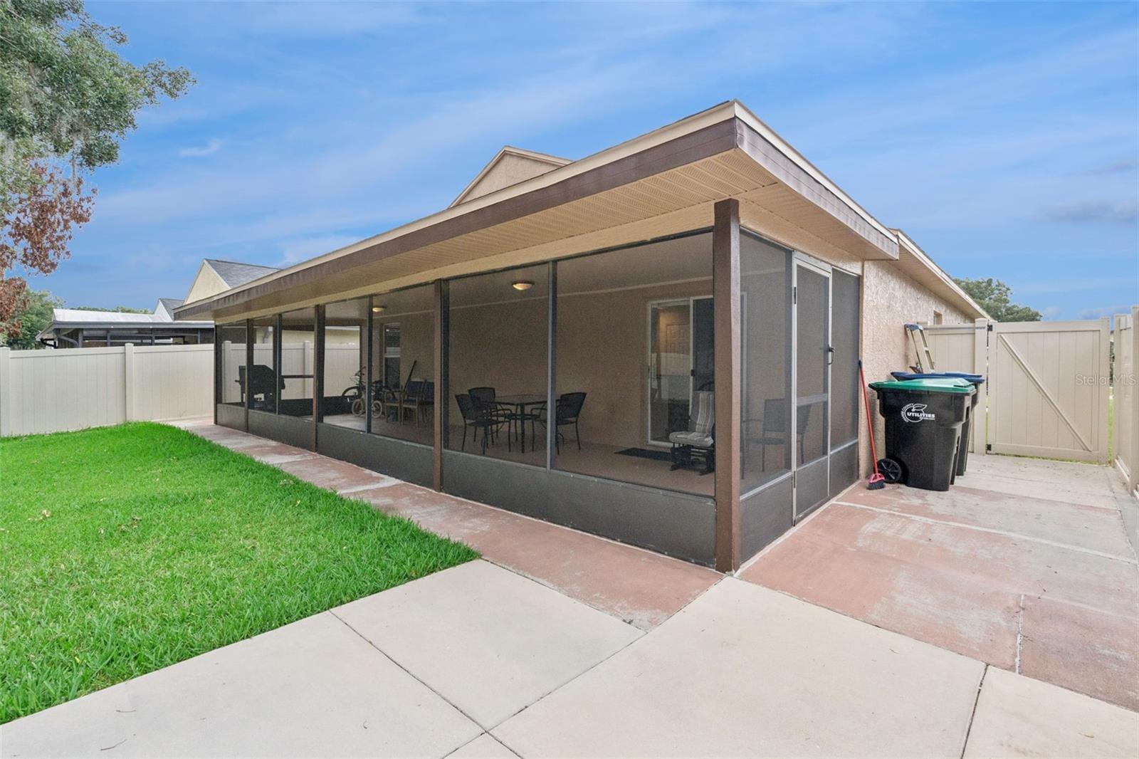 ISLANDS OF CURRY FORD - Residential