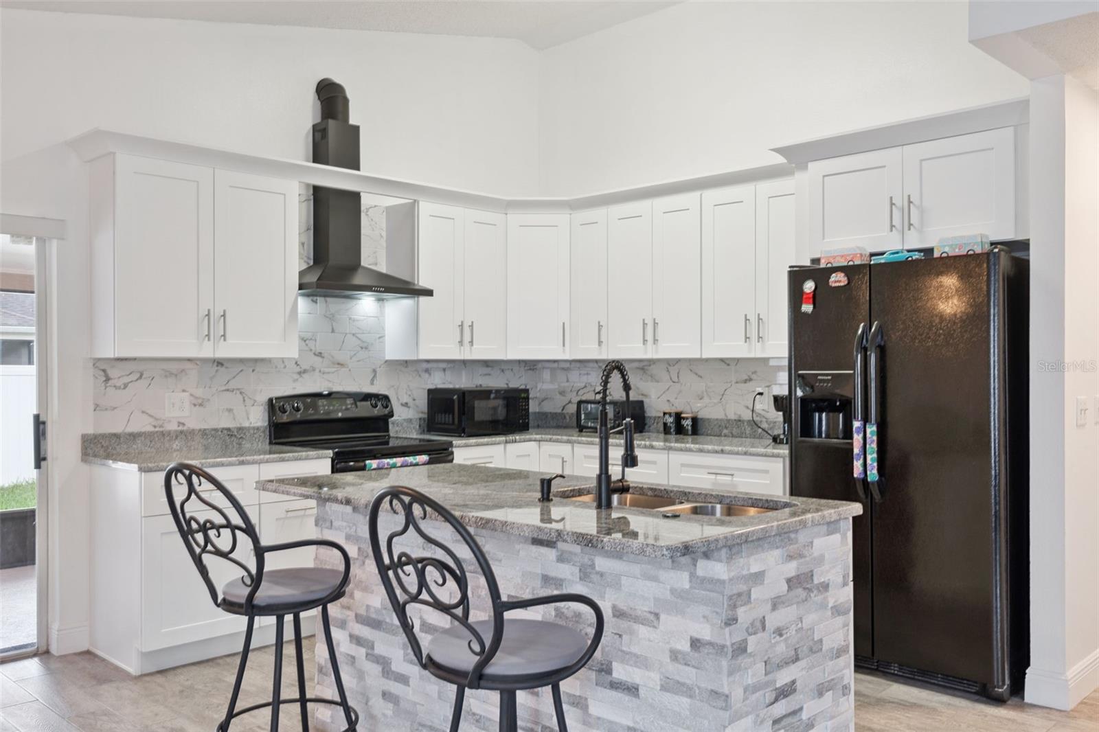 ISLANDS OF CURRY FORD - Residential