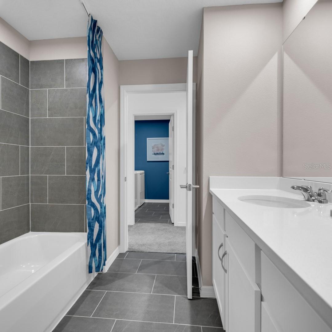 AVALON PARK TAVARES - Residential