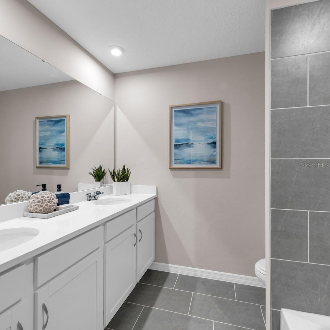 AVALON PARK TAVARES - Residential
