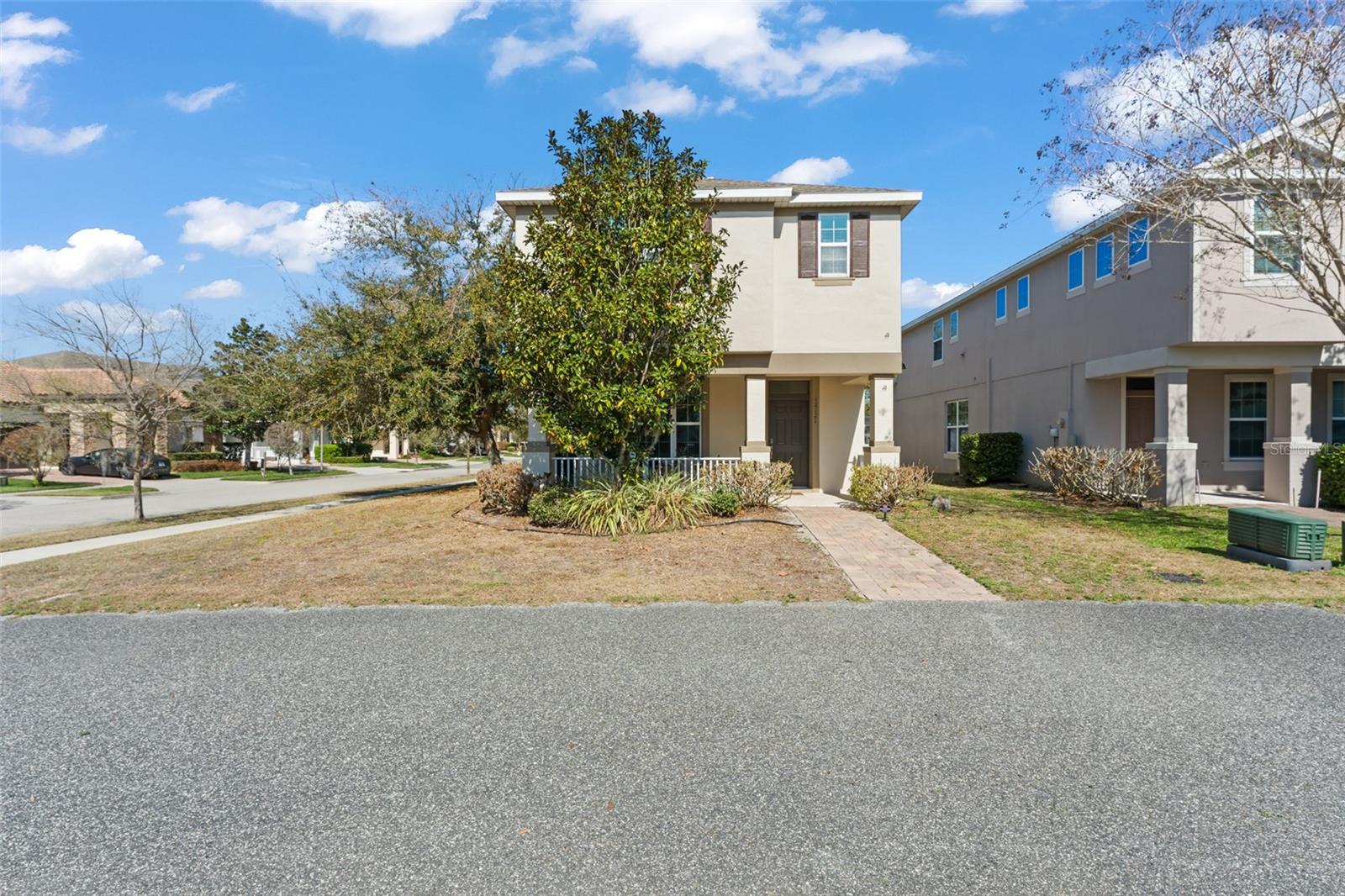 12121 SILVERLAKE PARK DRIVE