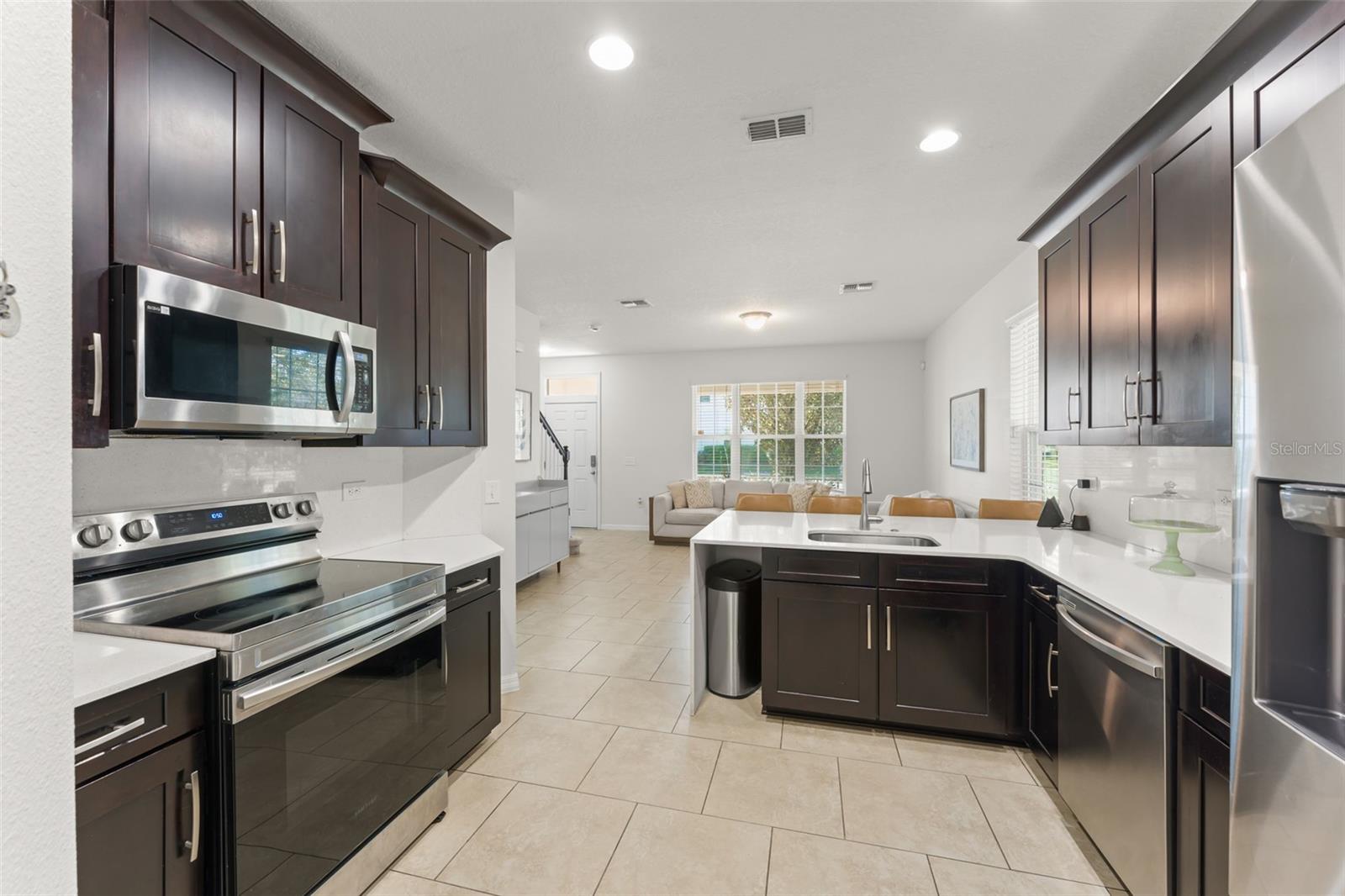 WINDERMERE TRAILS - Residential