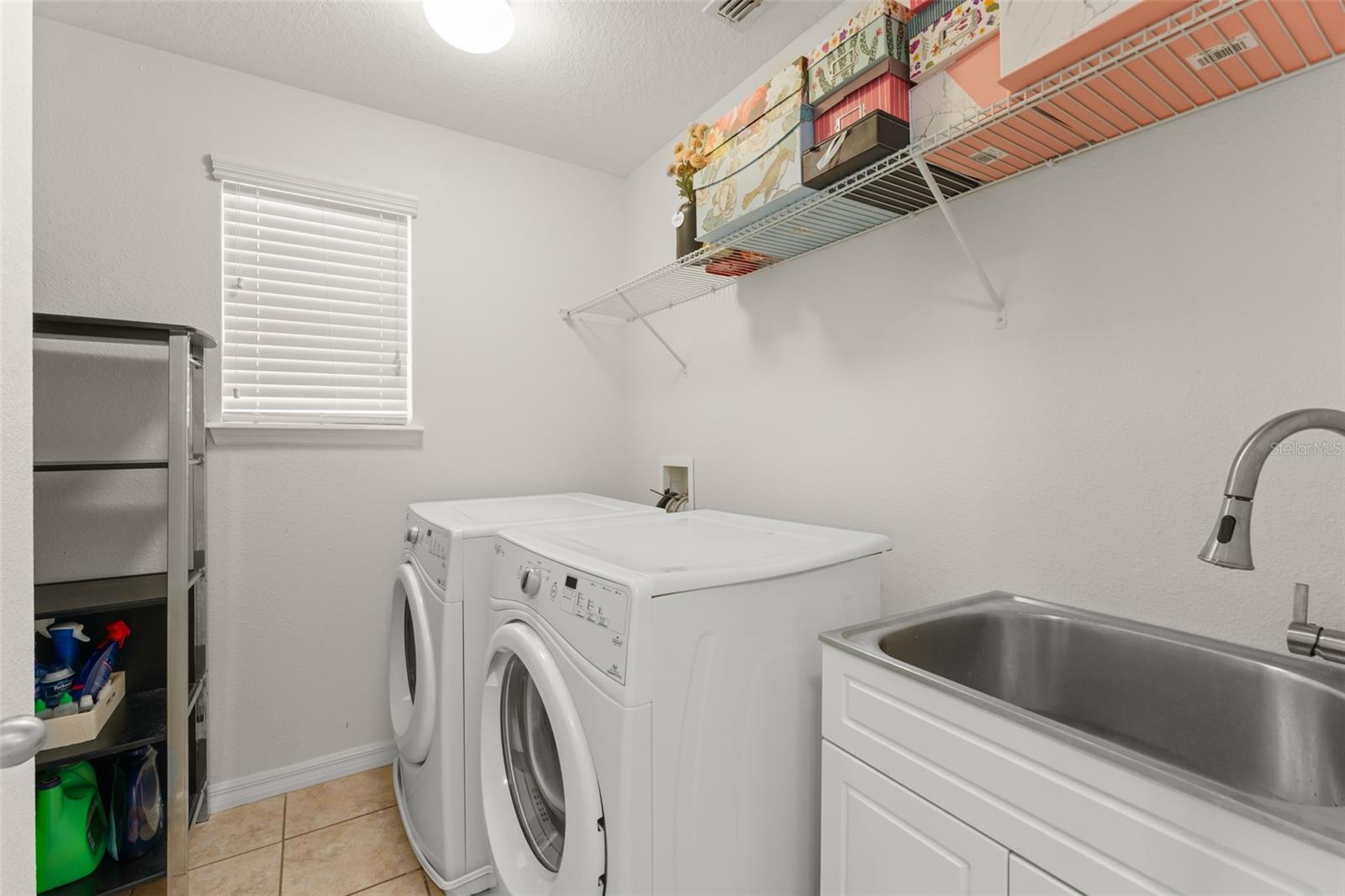 WINDERMERE TRAILS - Residential