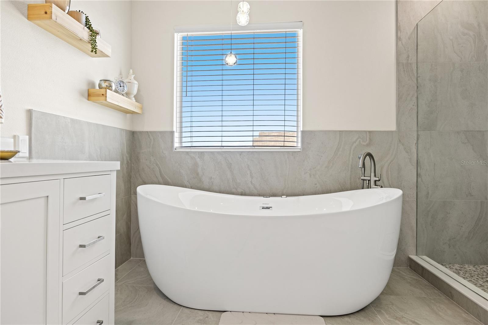 SILVERSTONE NORTH PH IA & IB - Residential