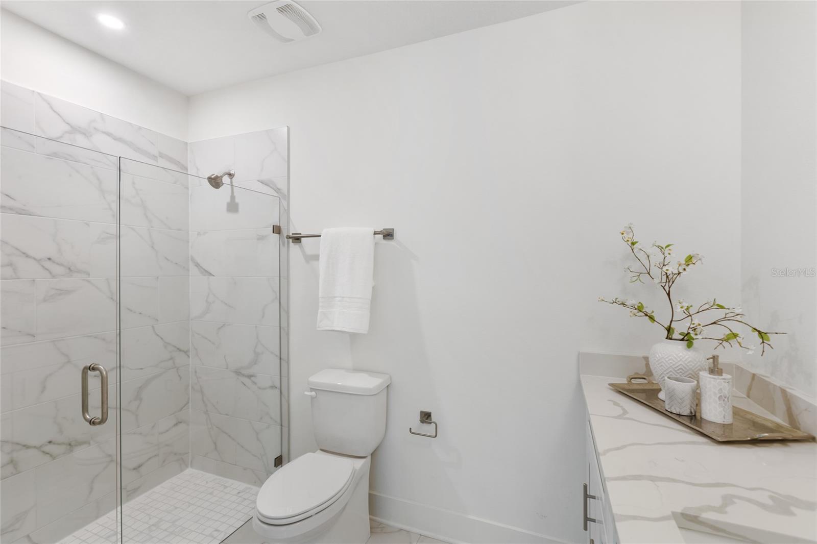 IRVING/PK TWNHMS - Residential Lease