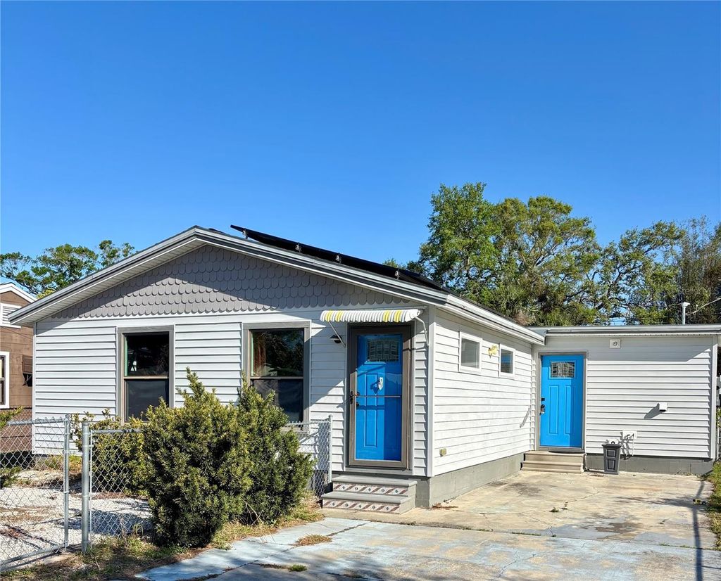 Photo of 5609 18th Avenue S, Gulfport, FL 33707 (MLS # J988028)