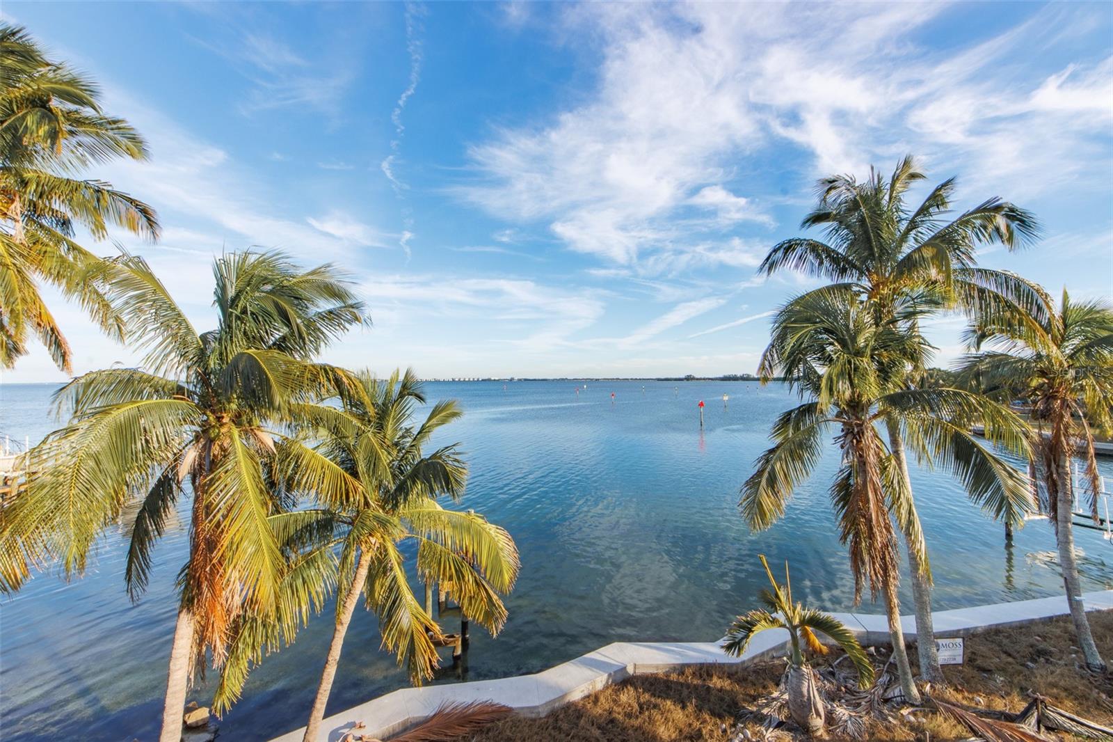 HOLMES BEACH 11TH UNIT - Residential