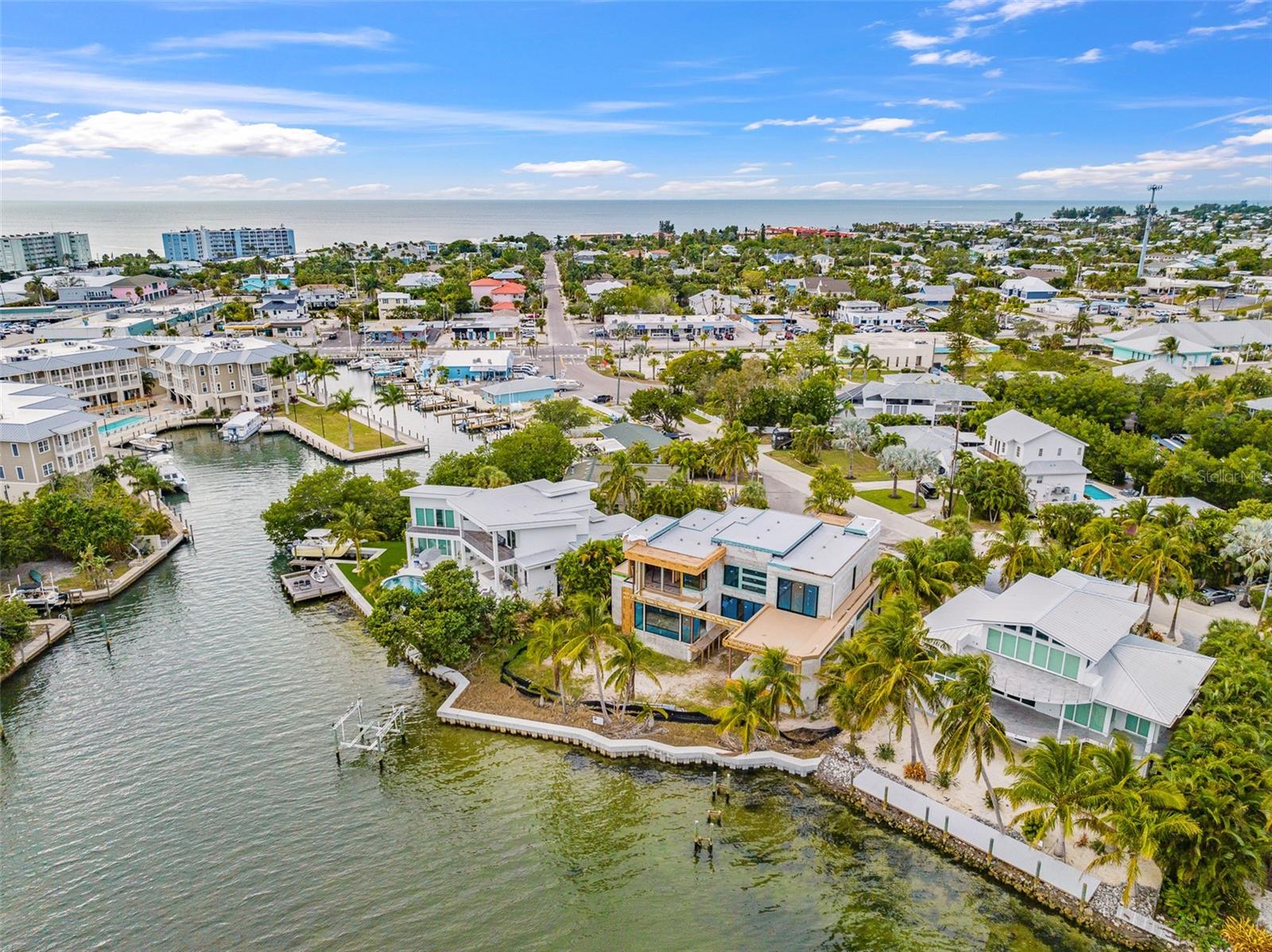 HOLMES BEACH 11TH UNIT - Residential