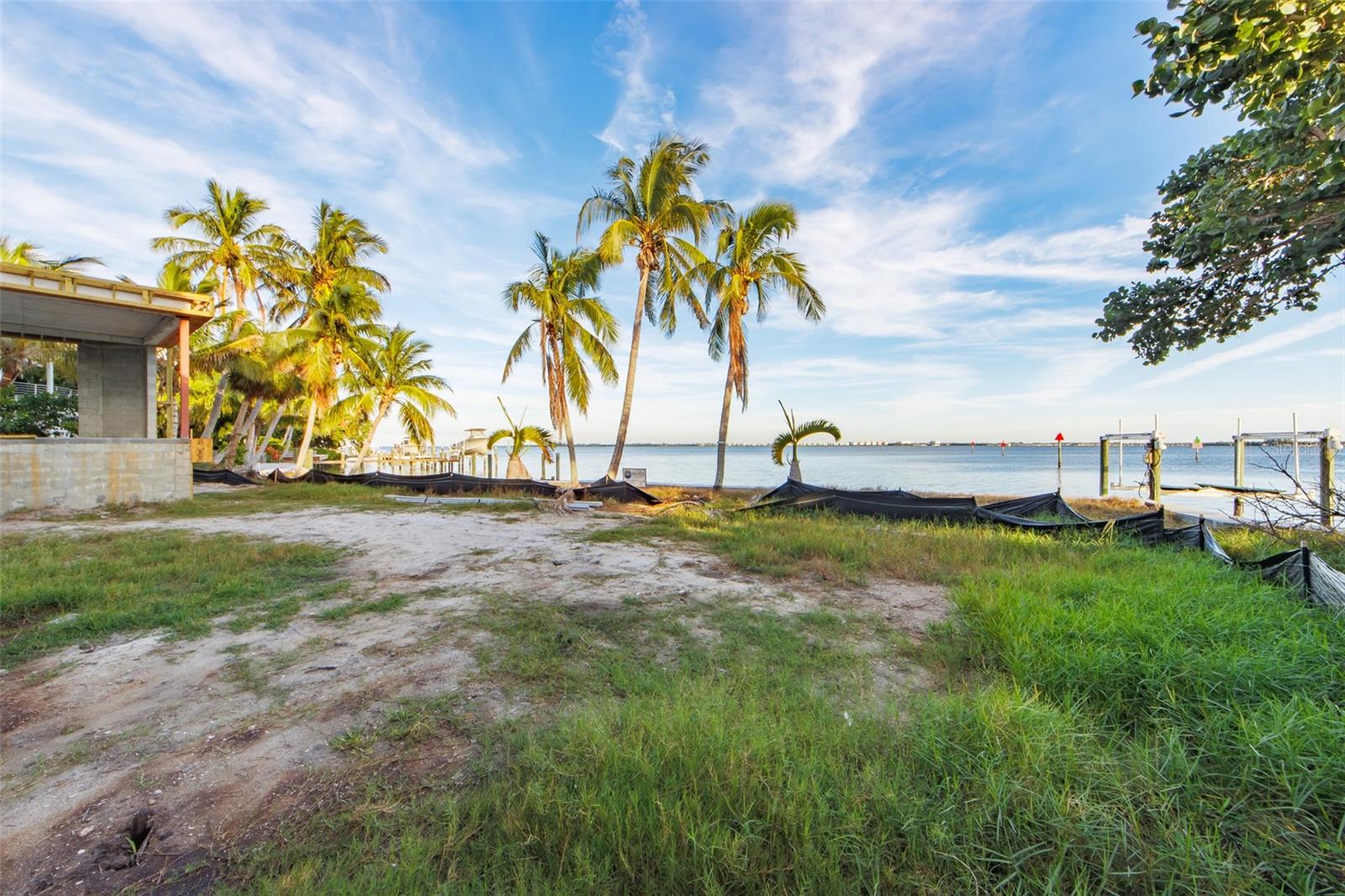 HOLMES BEACH 11TH UNIT - Residential