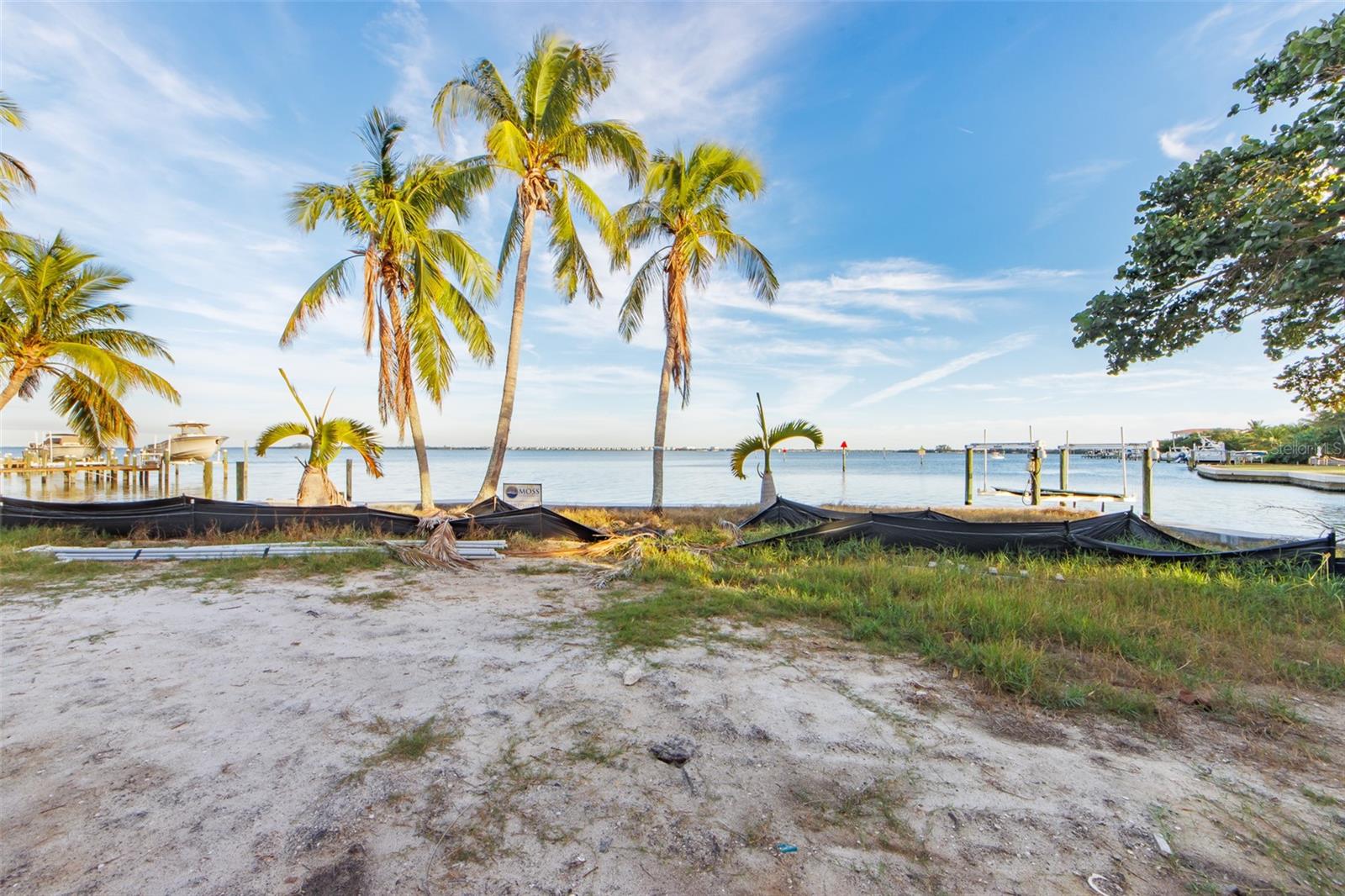 HOLMES BEACH 11TH UNIT - Residential